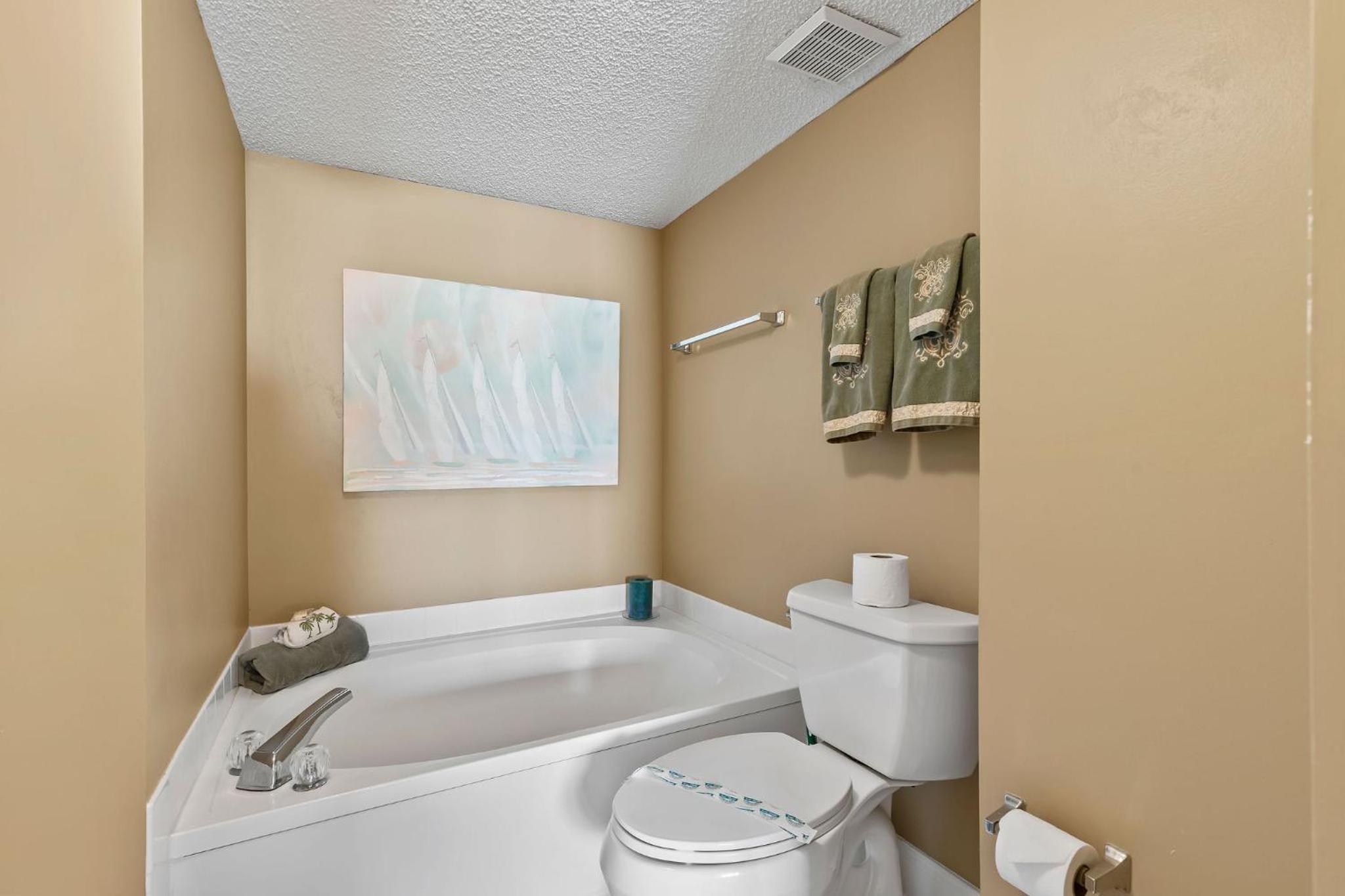 Direct oceanfront corner condo with spacious balcony and heated beachfront pool