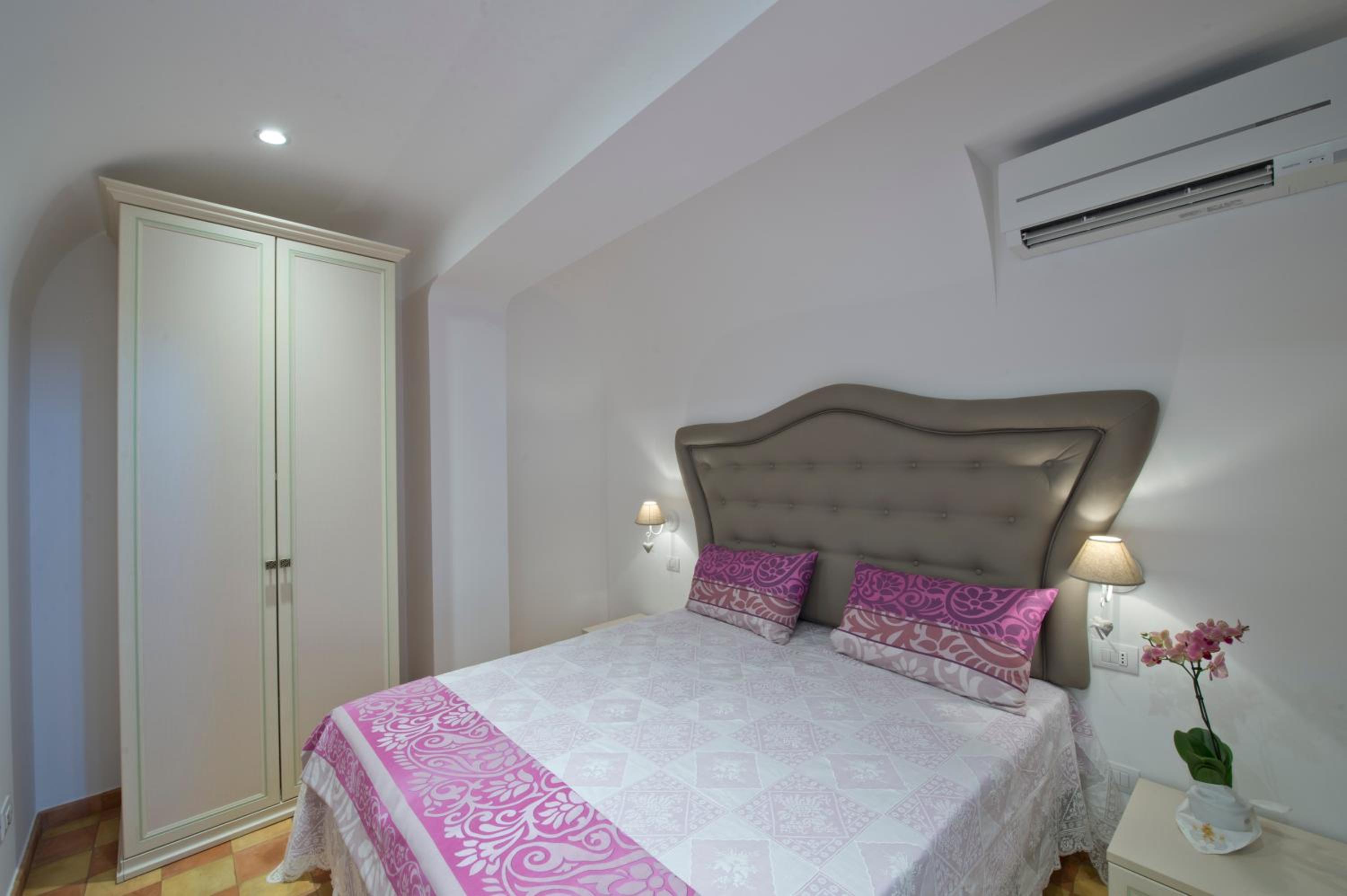 Golden Vaults Praiano