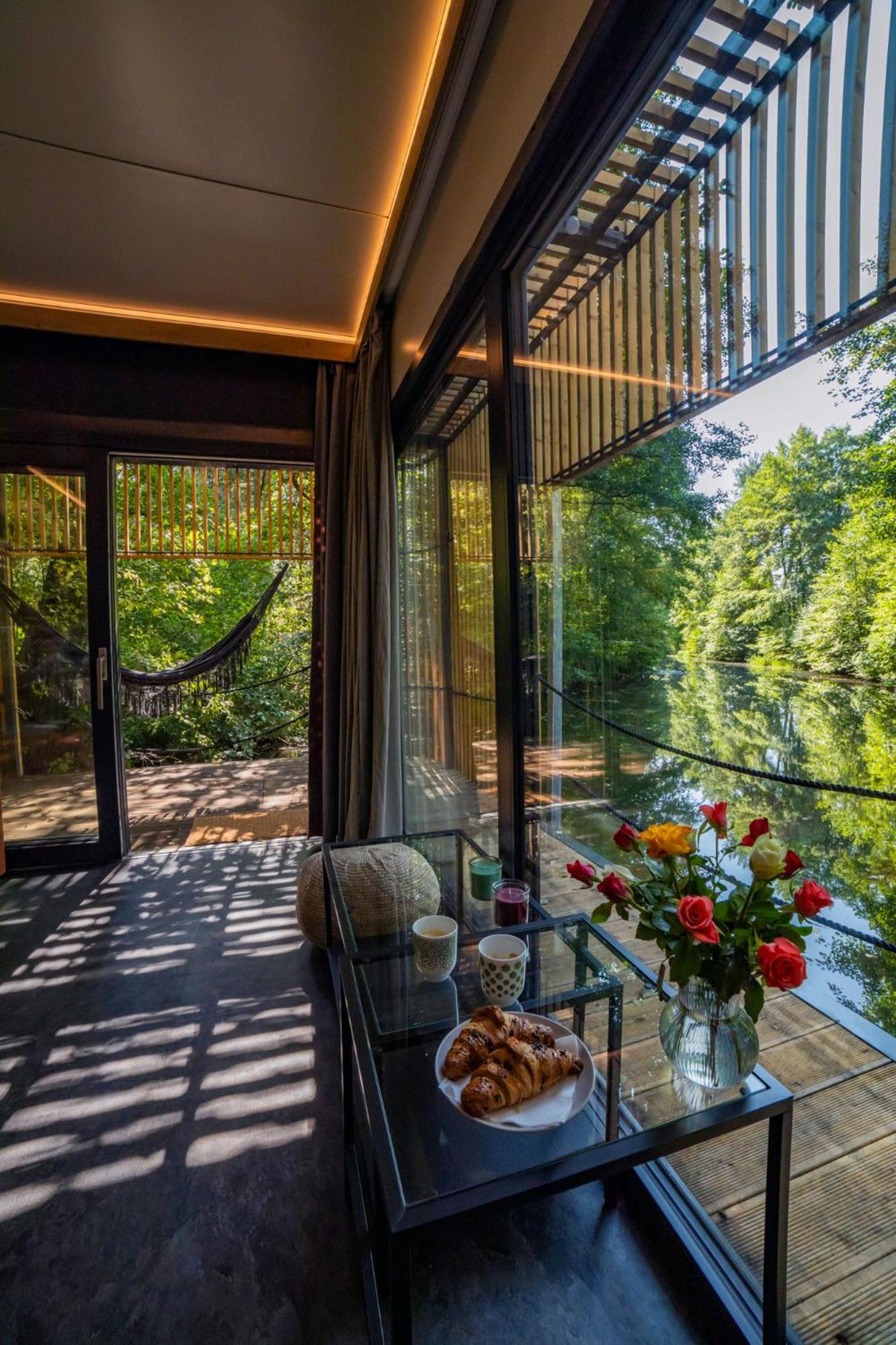 Water Hideout - Floating Luxury in Pure Wilderness