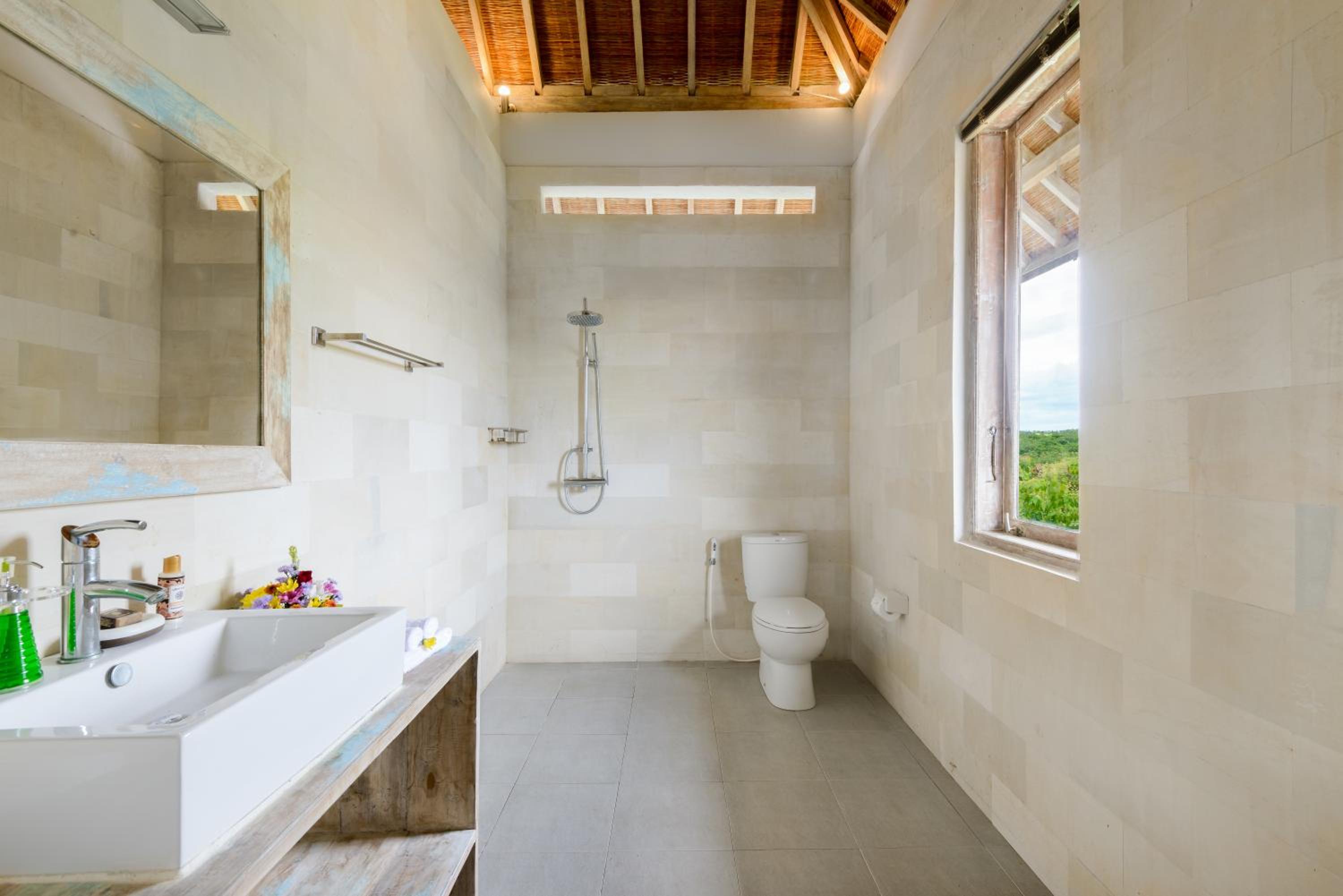 Adinda Balangan Beach Villa