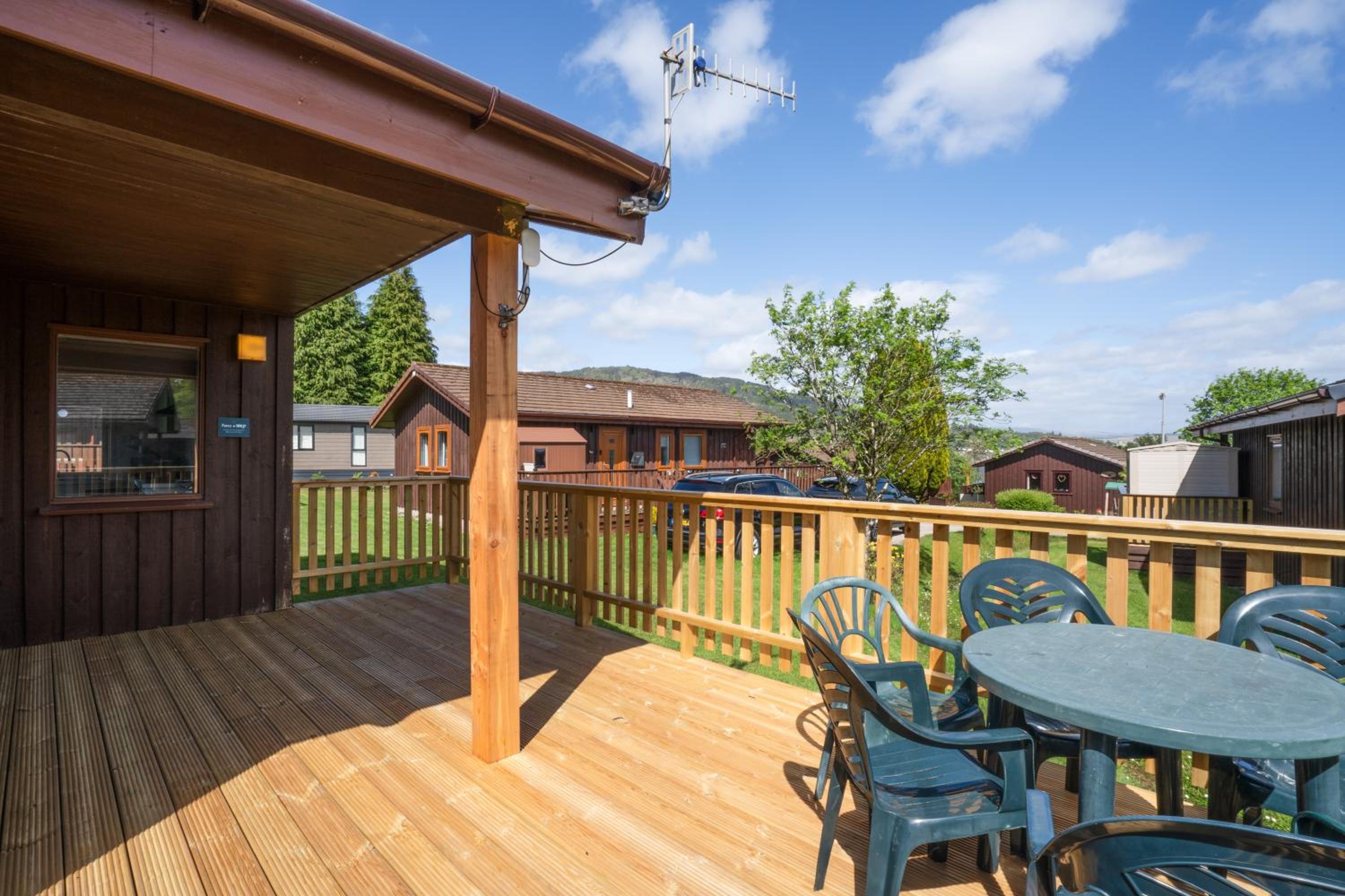3Bed Lodge - Hot Tub - by Holiday Homes