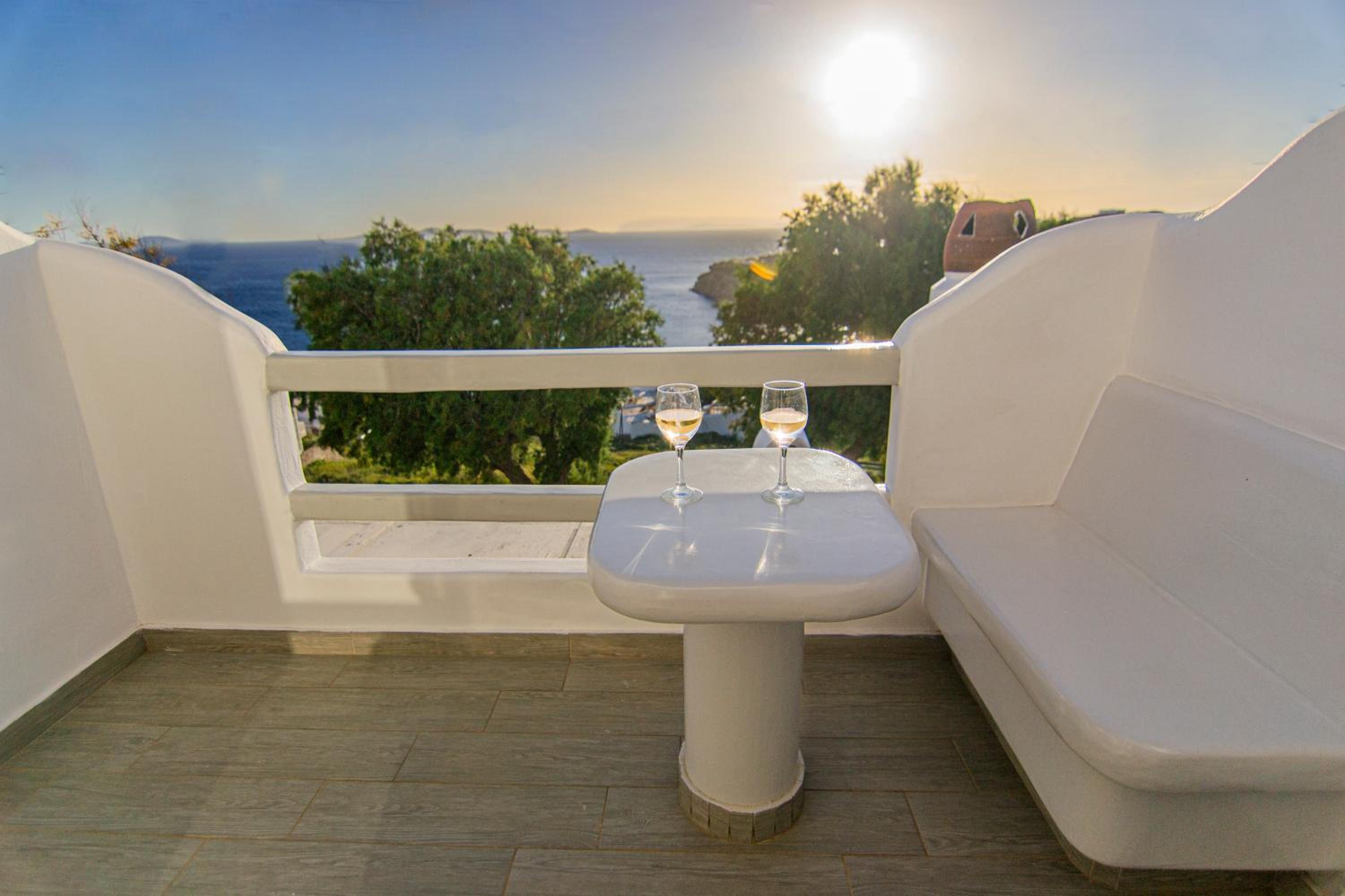 Zisis Pension