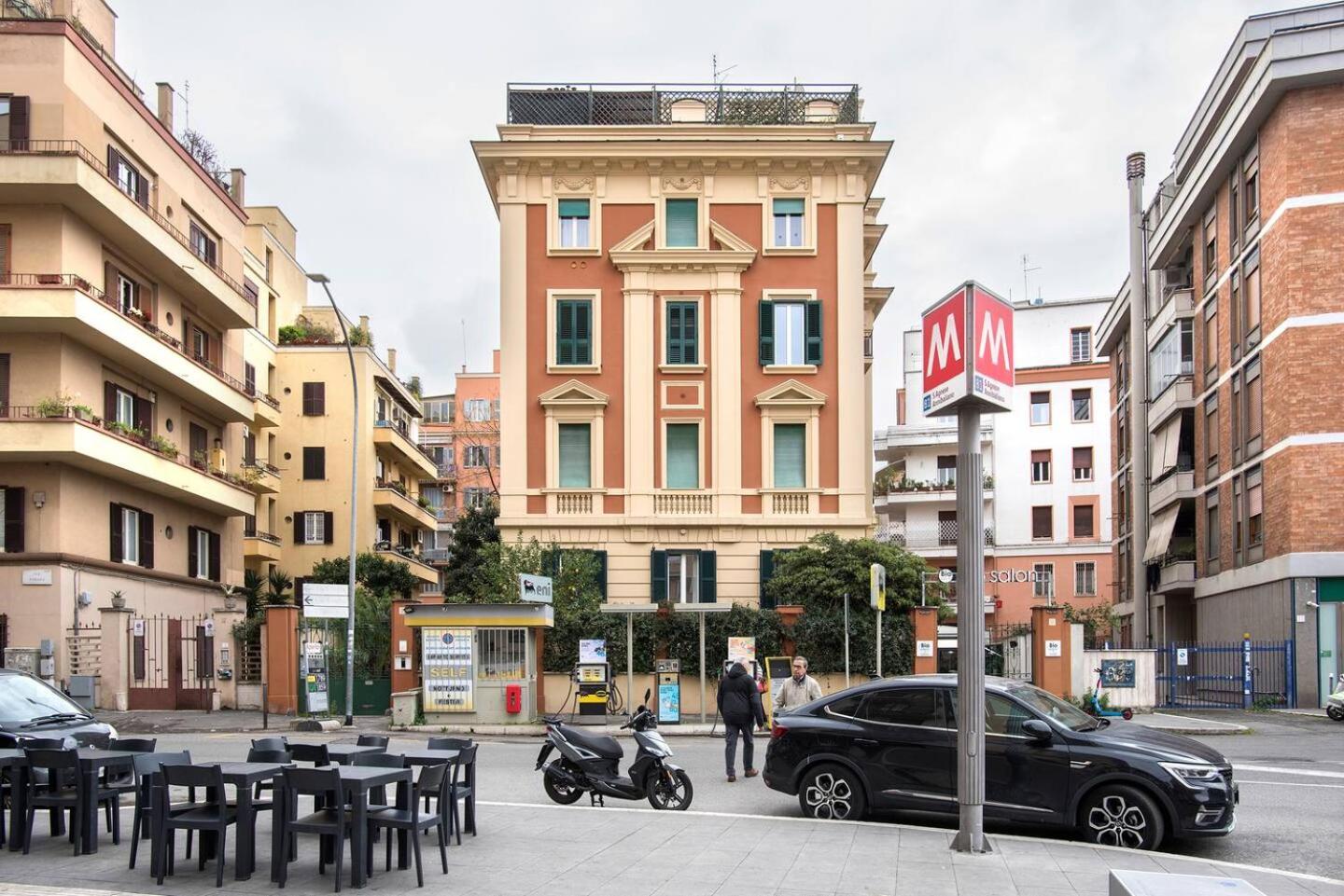 La Casa Di Elda - 2 Camere - Metro B