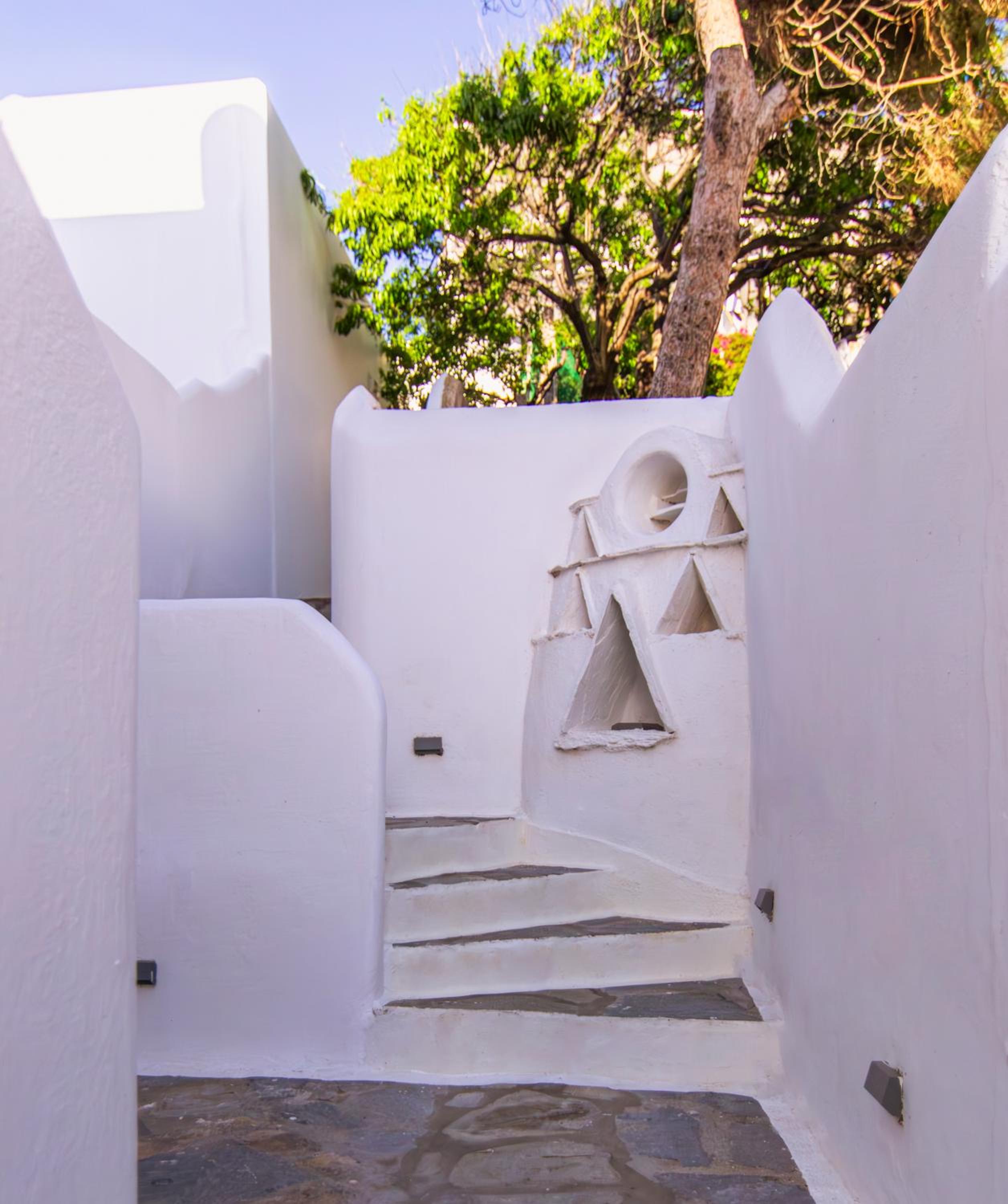 Zisis Pension