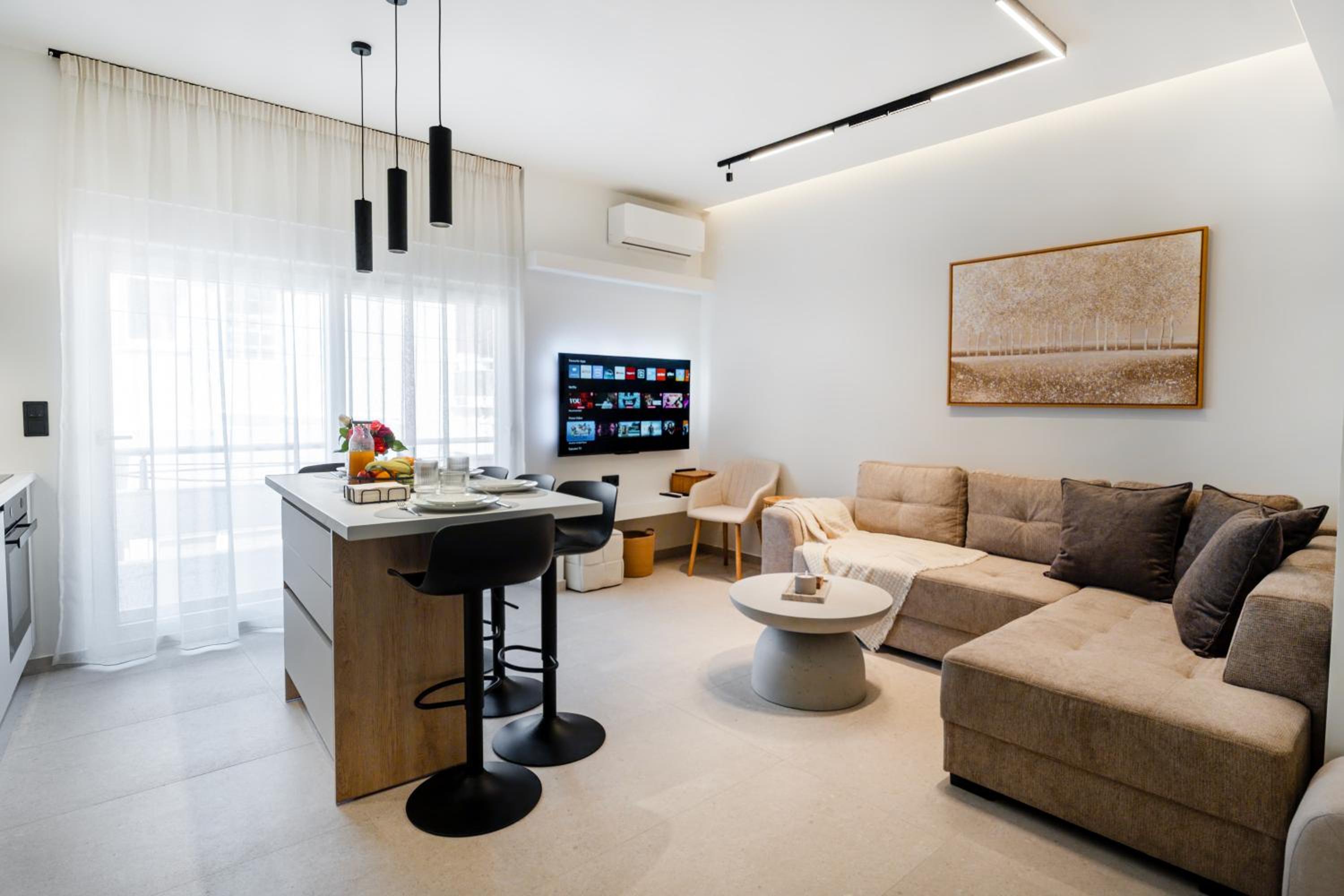 City Rose Luxury Apartment
