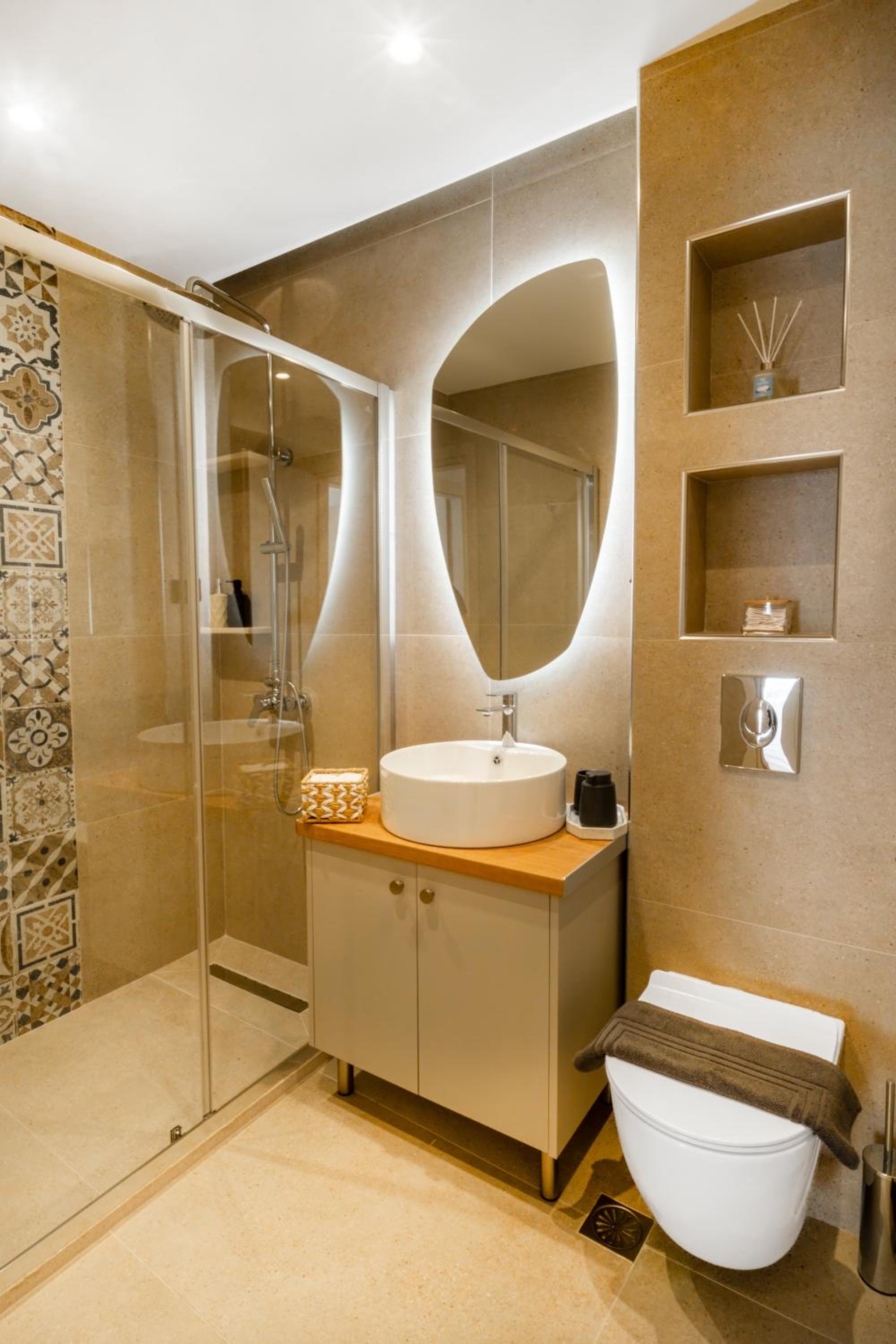 City Rose Luxury Apartment