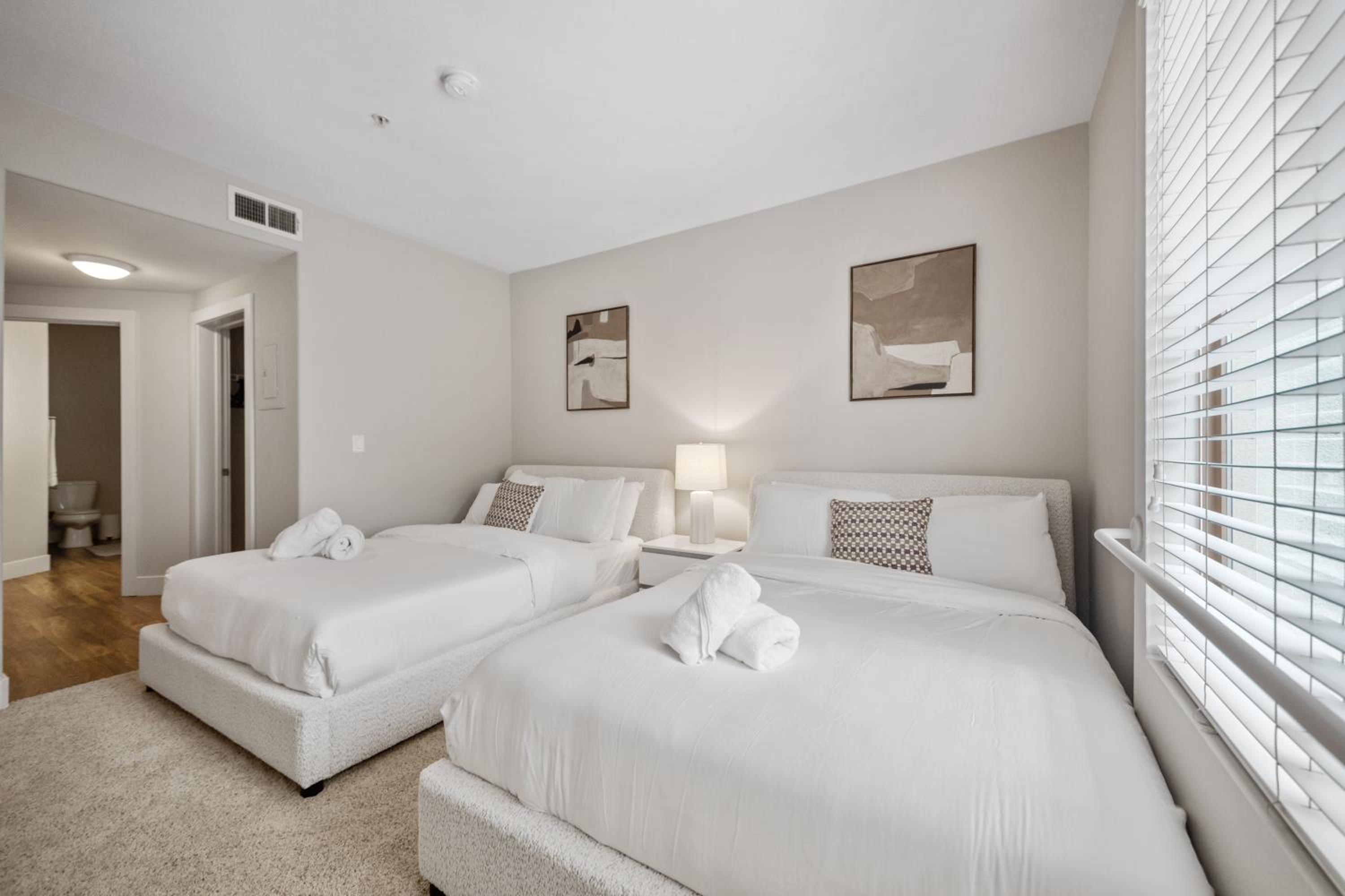Promo Casa Miel Heart of Westwood Luxury Condo