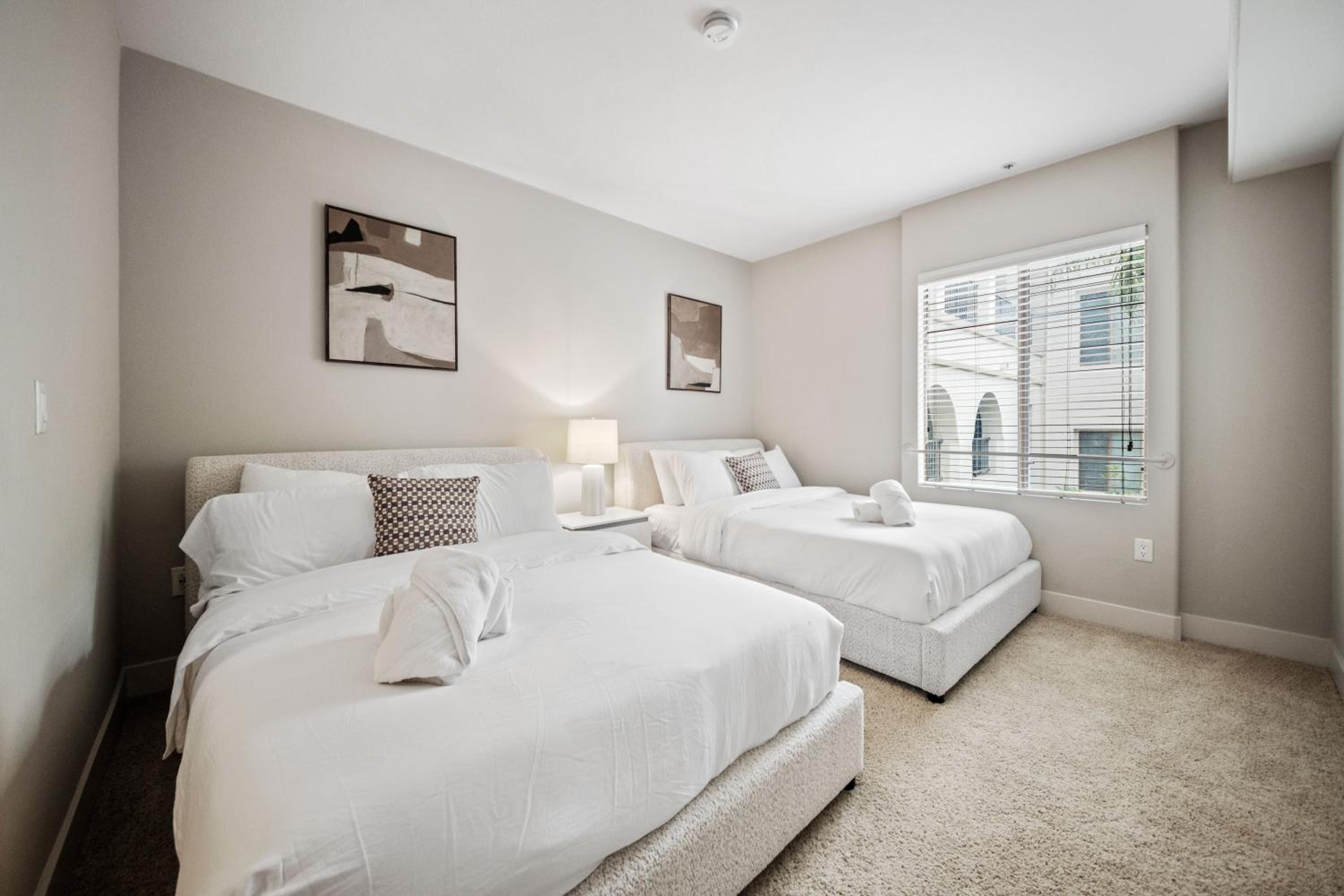 Promo Casa Miel Heart of Westwood Luxury Condo