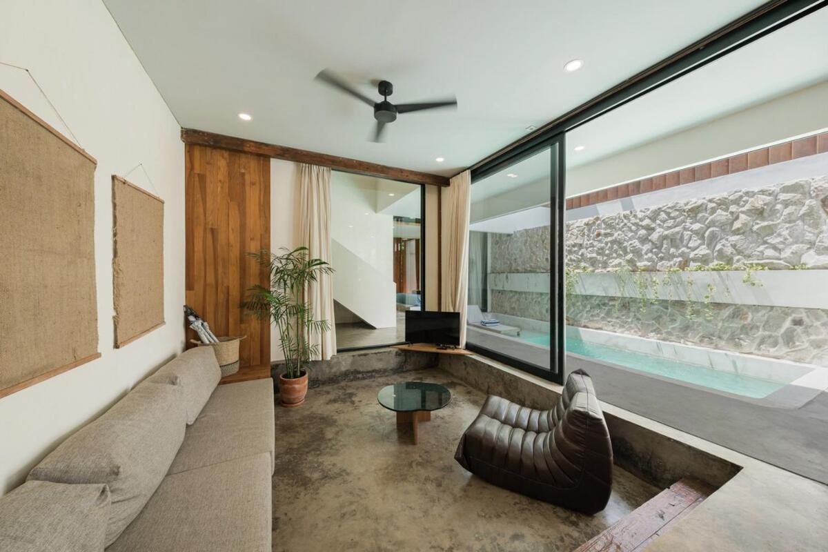 Villa Kiri - Modern 2BR Hideaway Rooftop & Private Pool