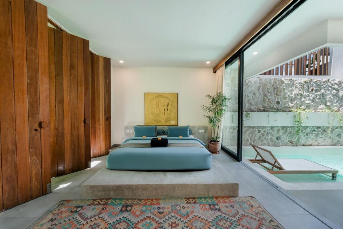 Villa Kiri - Modern 2BR Hideaway Rooftop & Private Pool