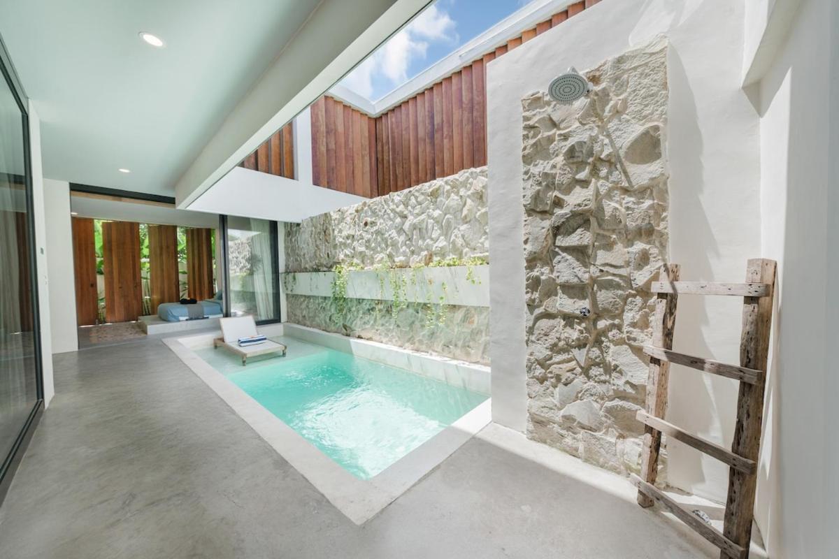 Villa Kiri - Modern 2BR Hideaway Rooftop & Private Pool