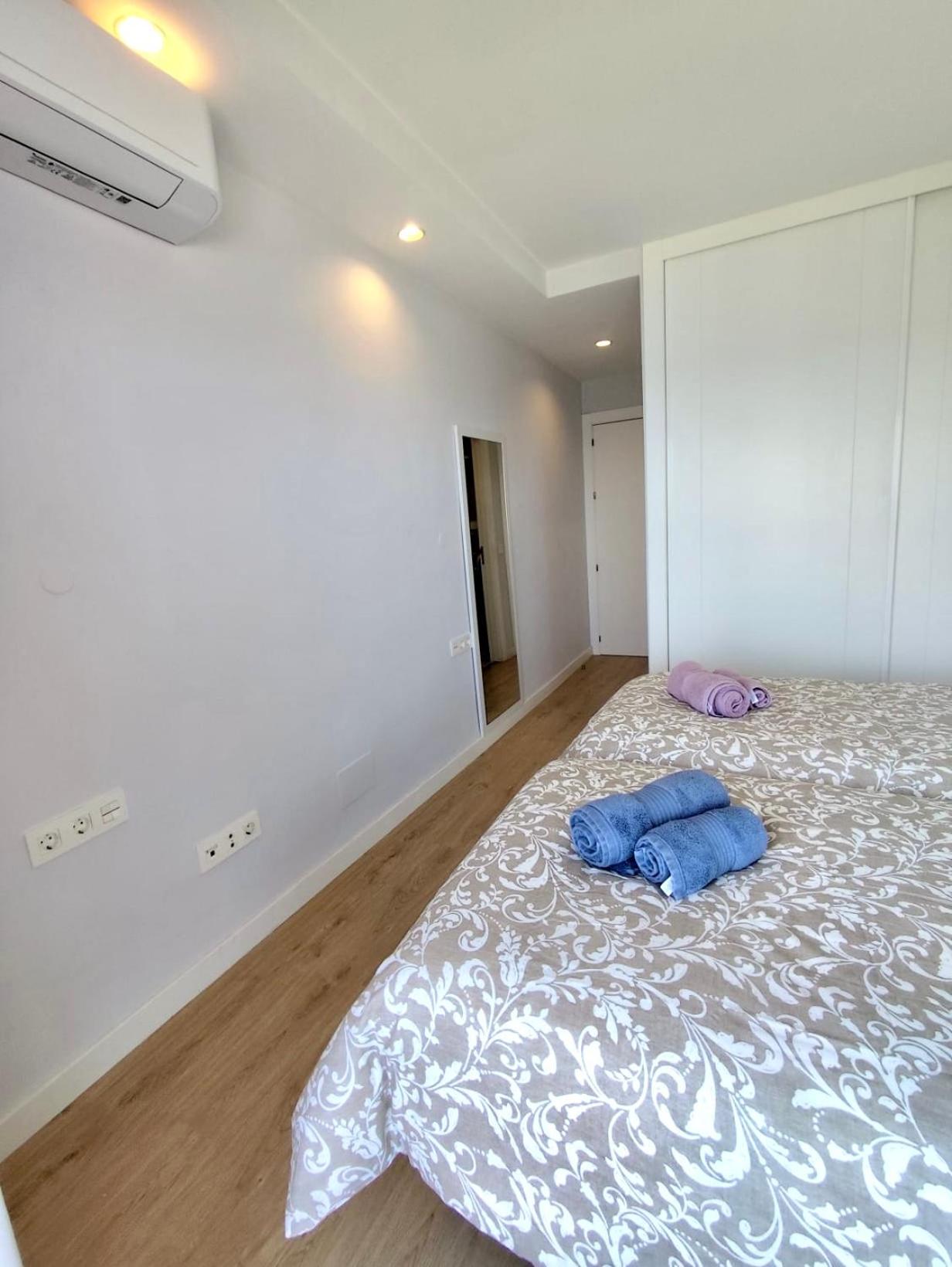Horizonte 3 Charming apartment with breathtaking sea view at first line of Fuengirola beach