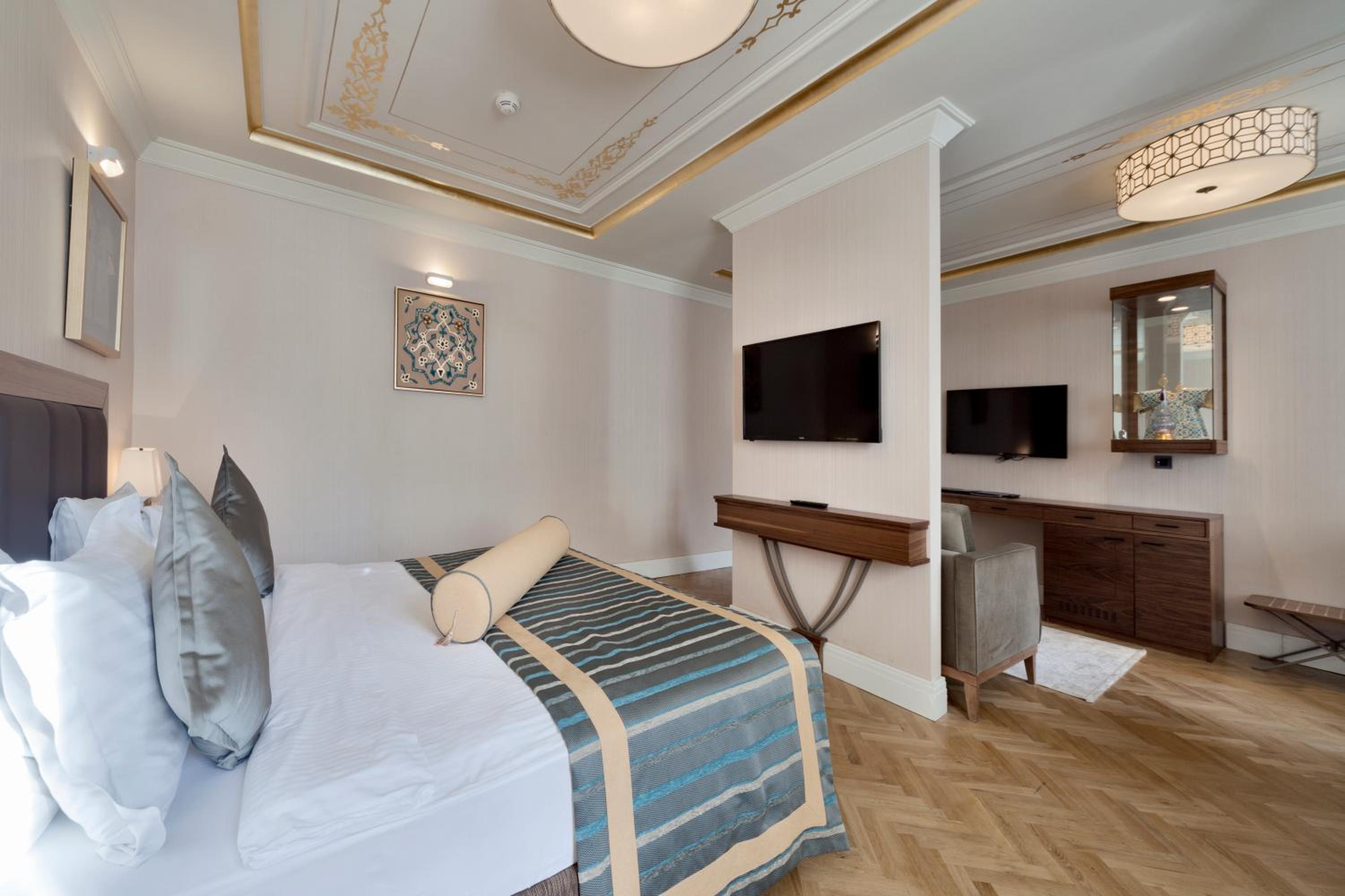 Golden Age Hotel Taksim - Image 64