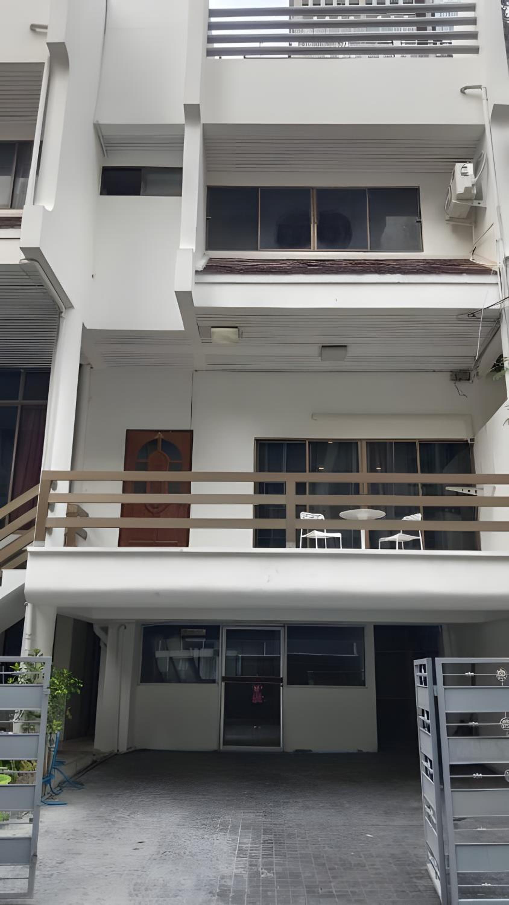 xx Stay On Sukhumvit Soi 11 BTS Nana