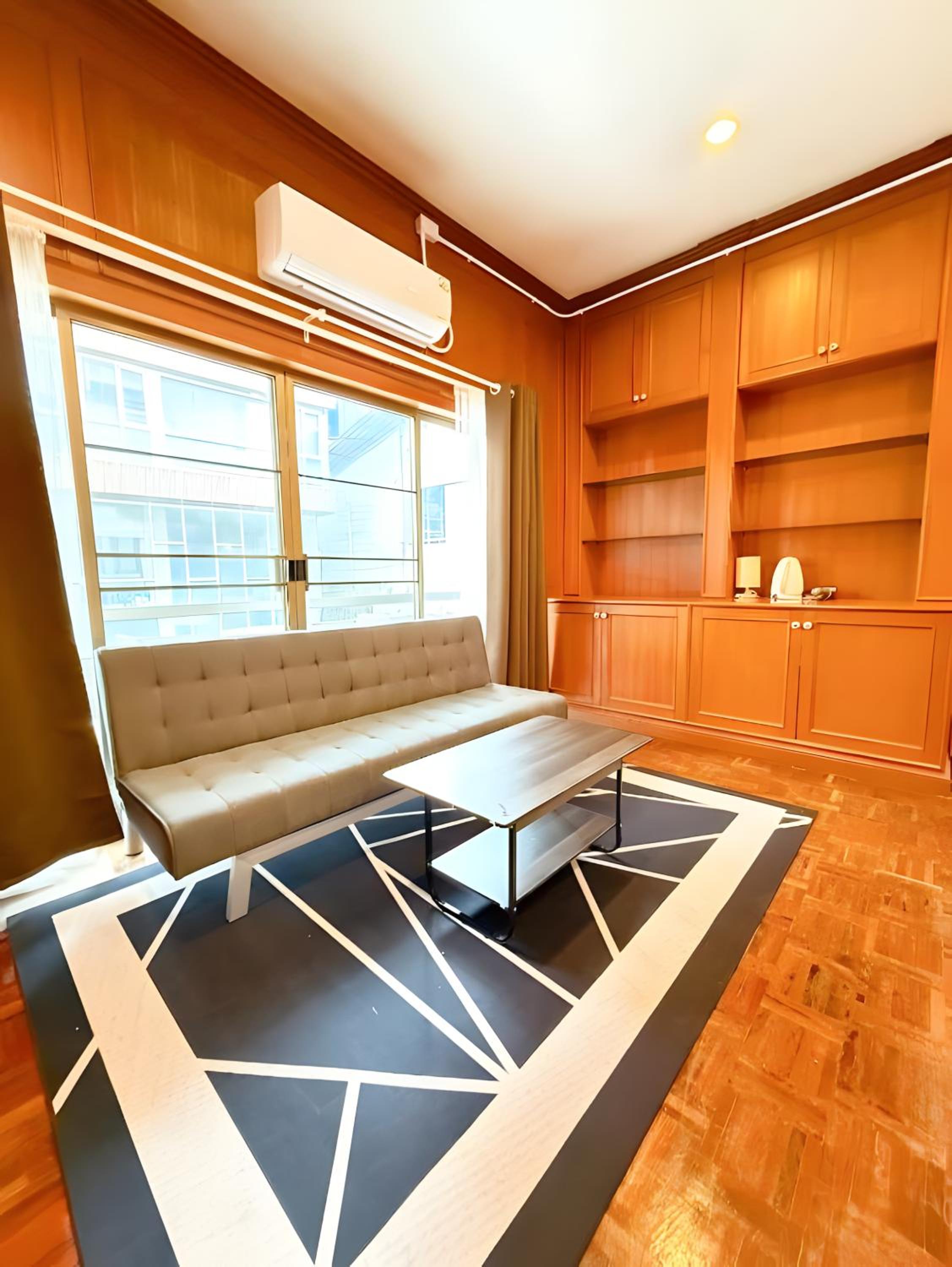 xx Stay On Sukhumvit Soi 11 BTS Nana