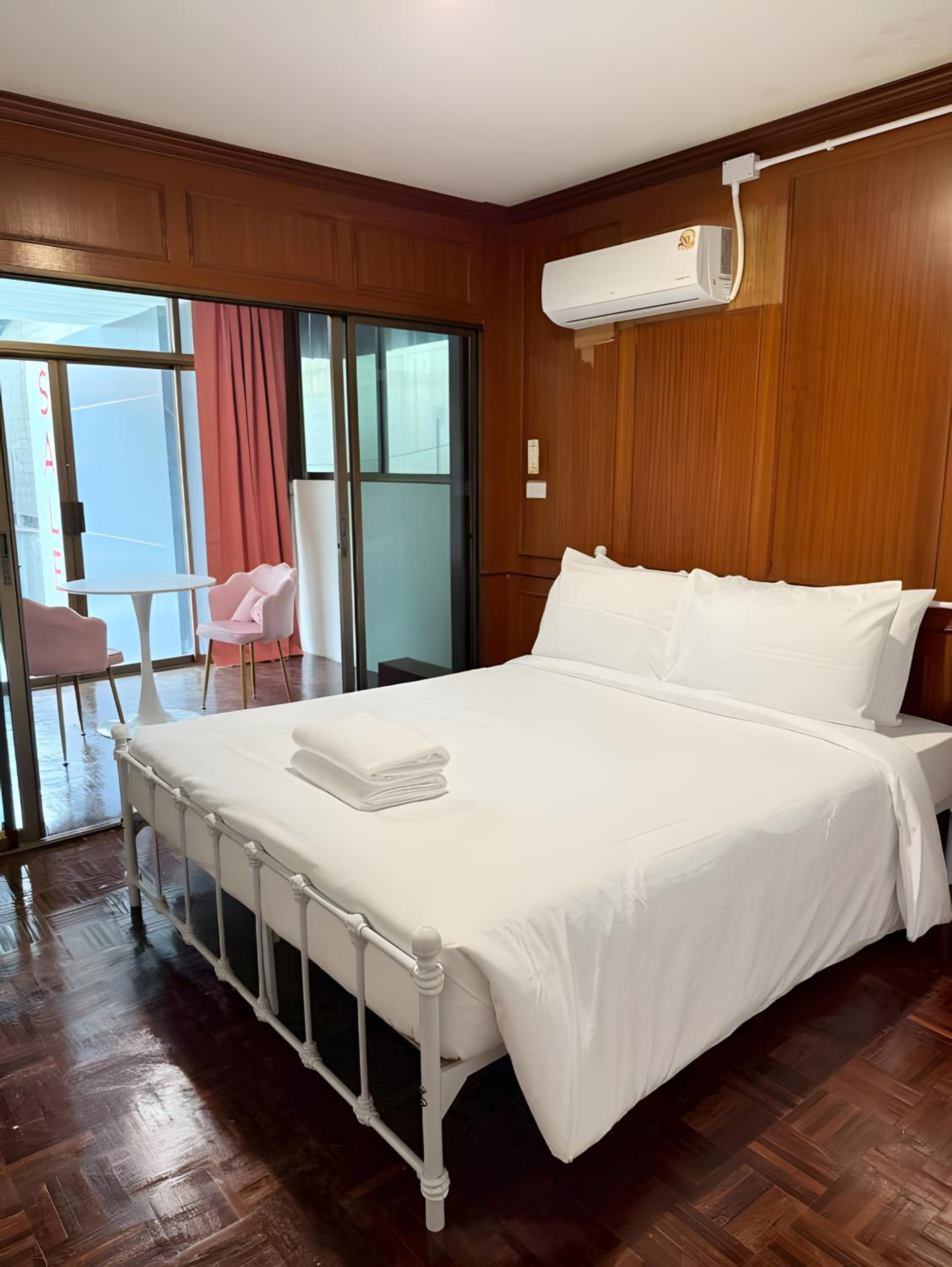 xx Stay On Sukhumvit Soi 11 BTS Nana