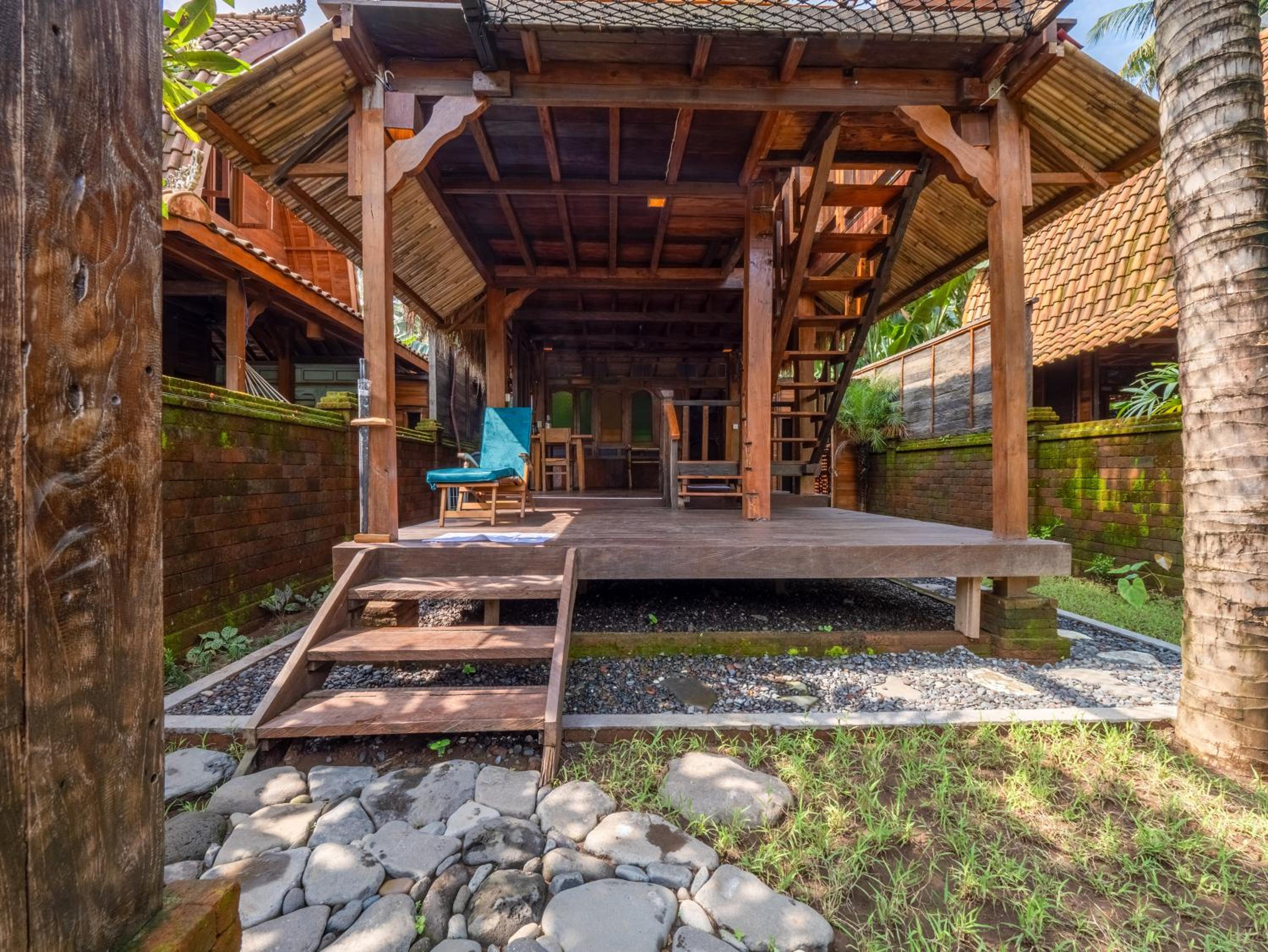 Aruna Jayanti Villa