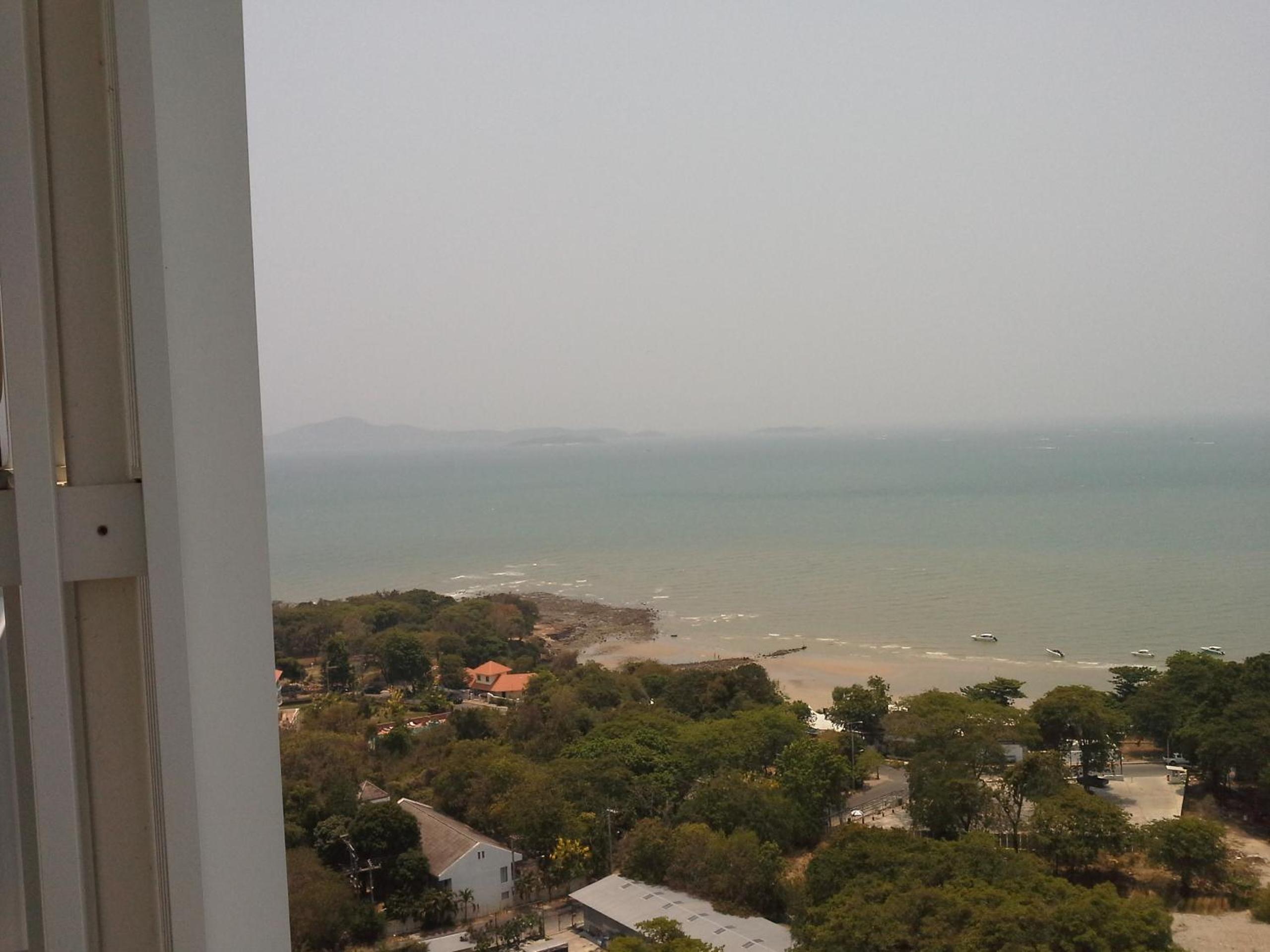 Cosy Beach View Apartments