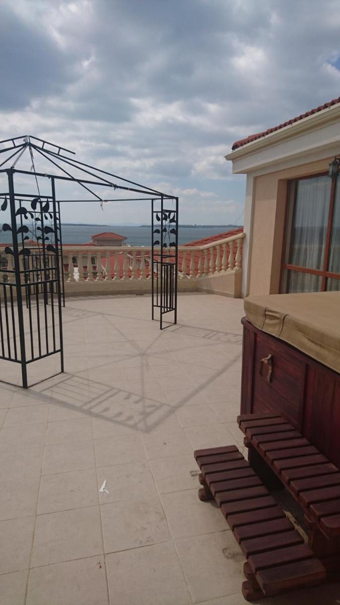 outdoor BBQ area