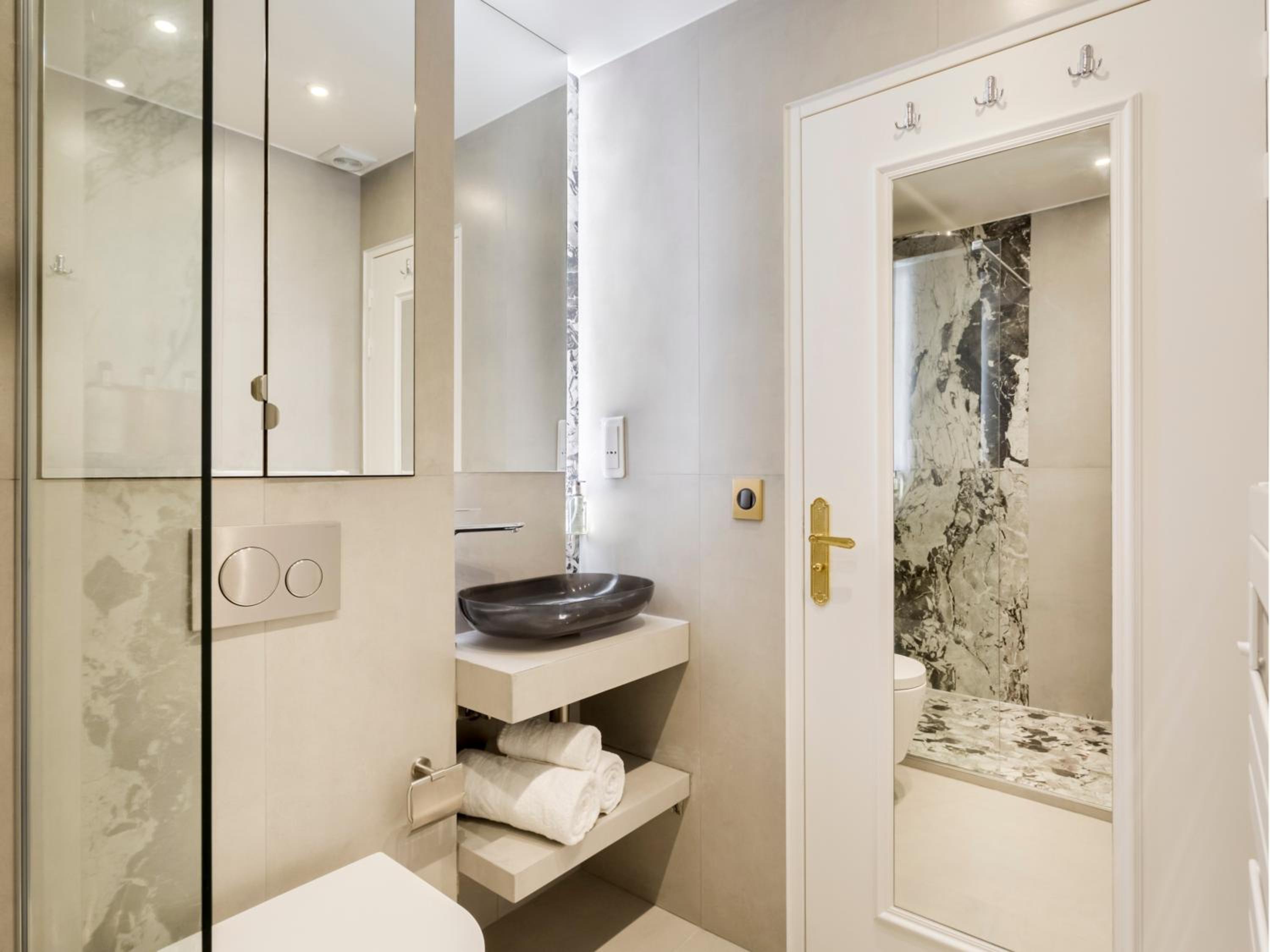 Merveil - Luxury Suite - Louvre - Aboukir IX