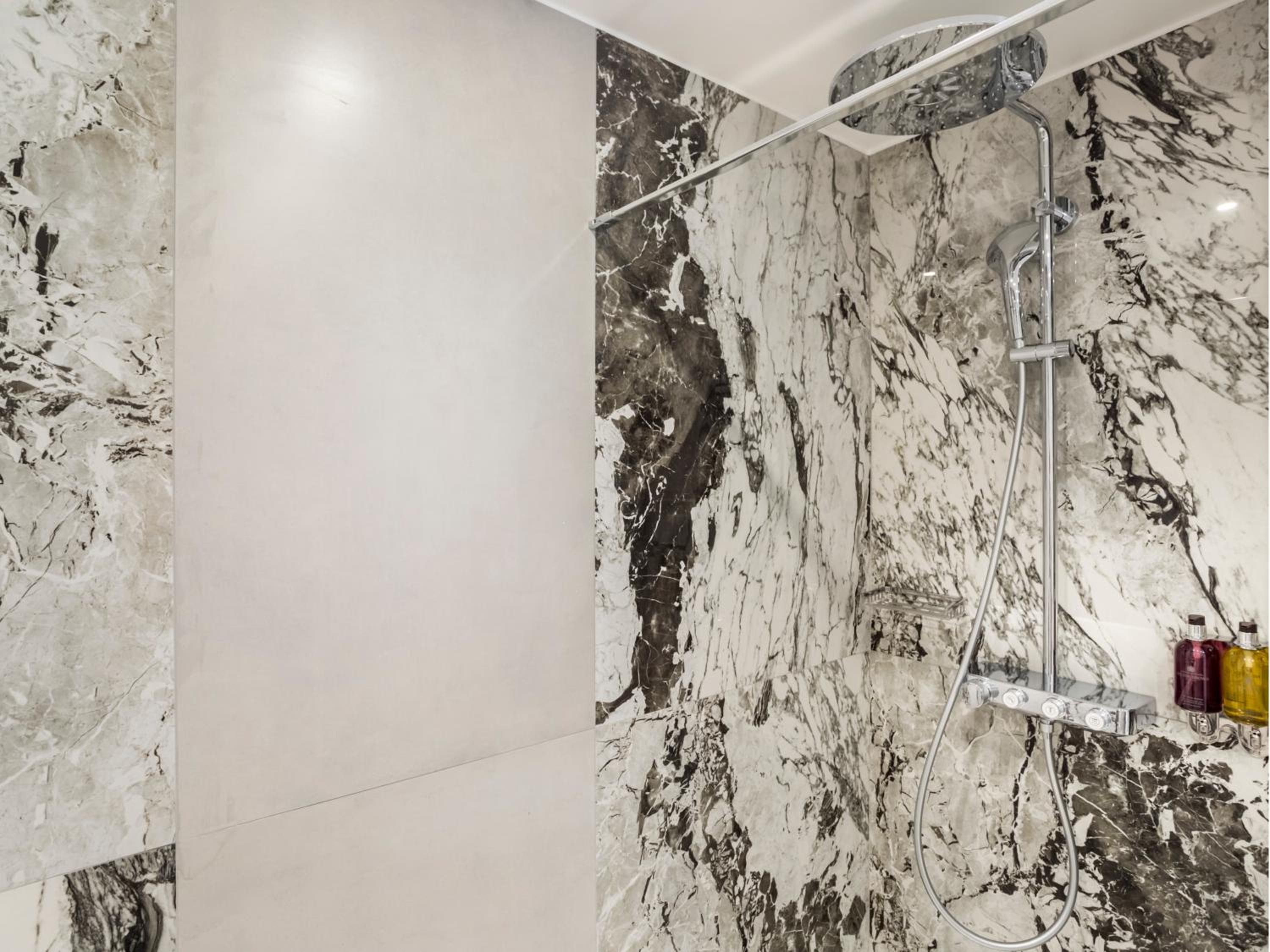 Merveil - Luxury Suite - Louvre - Aboukir IX