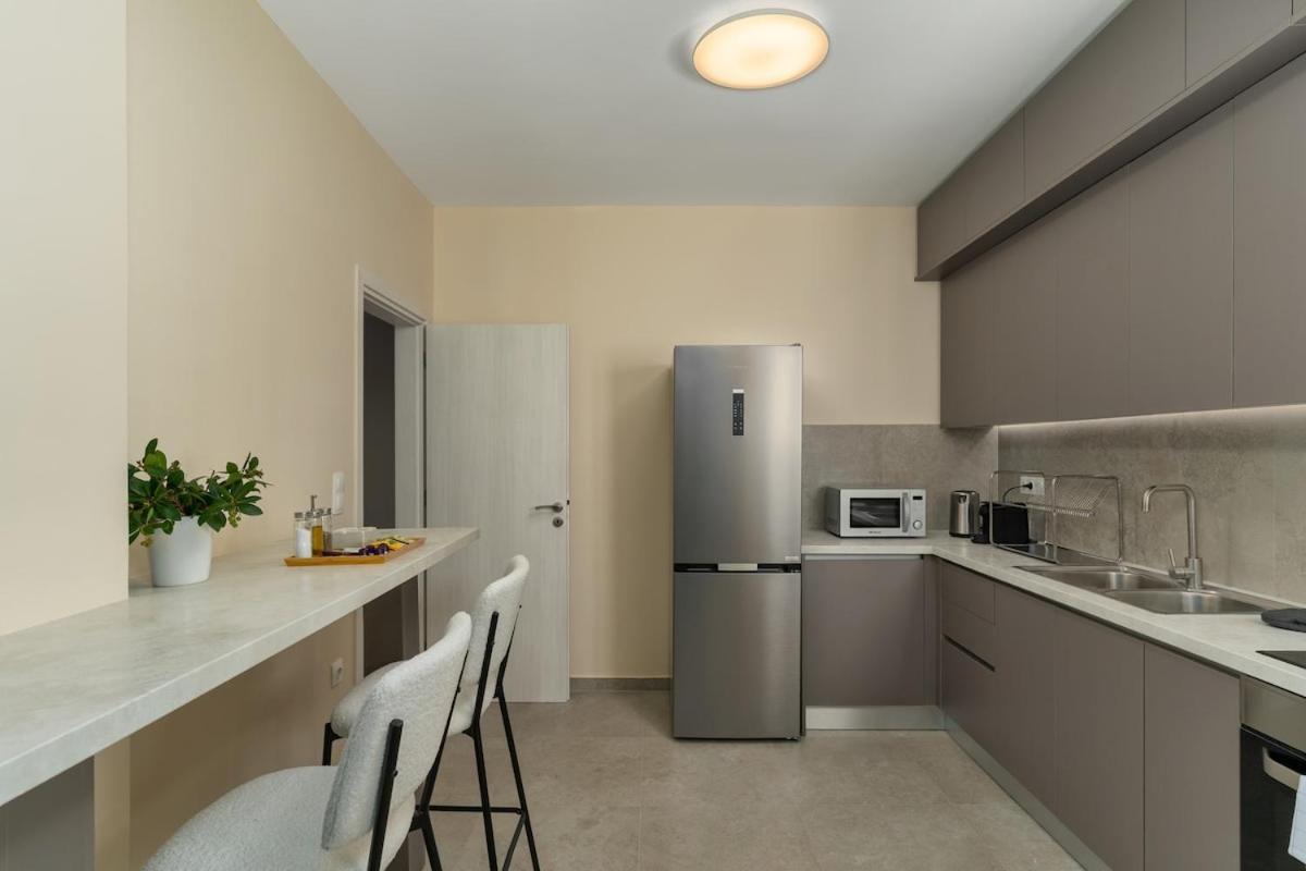 Ofi Continental - 3BR, Koukaki