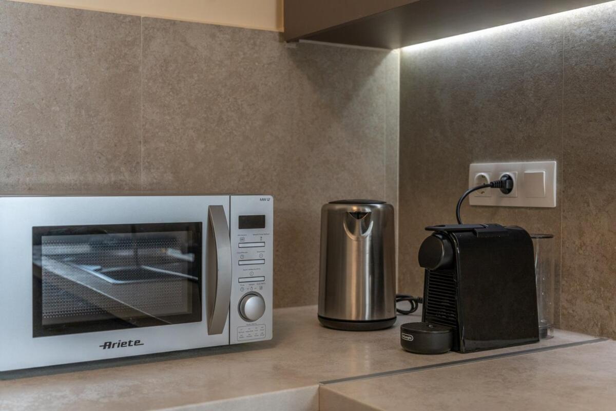 Ofi Continental - 3BR, Koukaki
