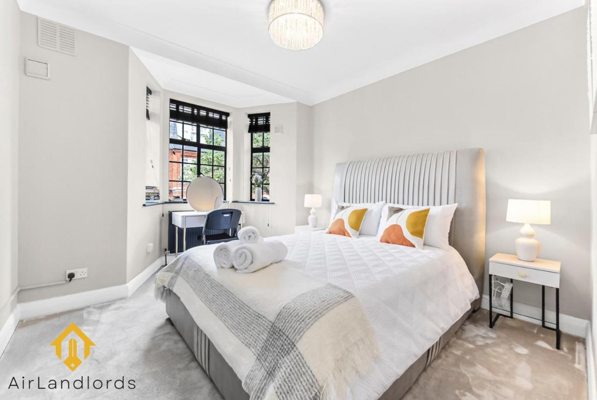 Stylish 3-Bedroom Flat in Belsize Park Perfect for Families Business Trips!
