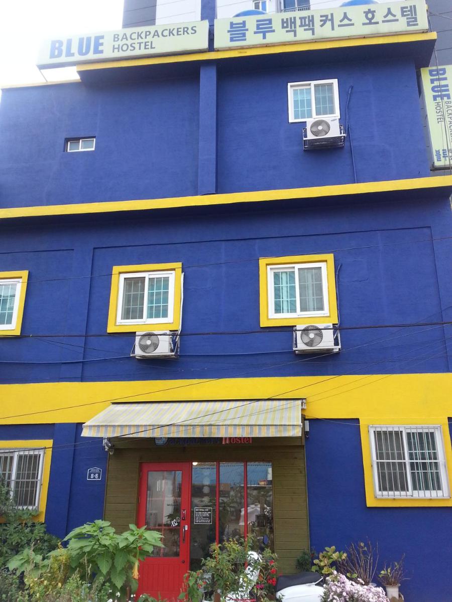 Blue Backpackers Hostel