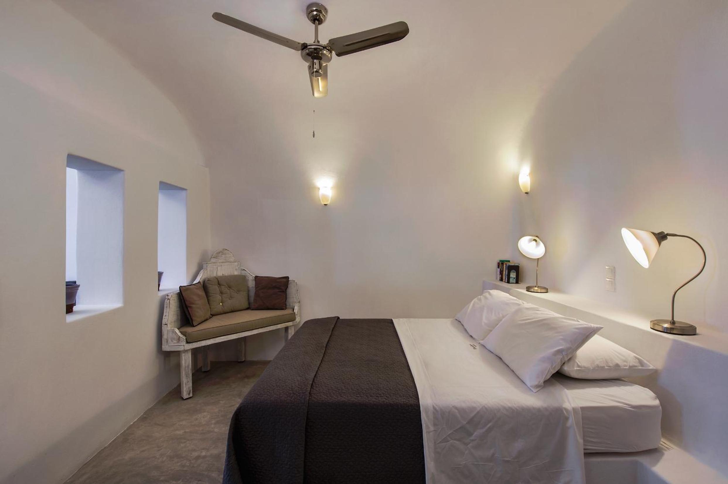 Oia Vacations - Theodora Suites - Property Image 5