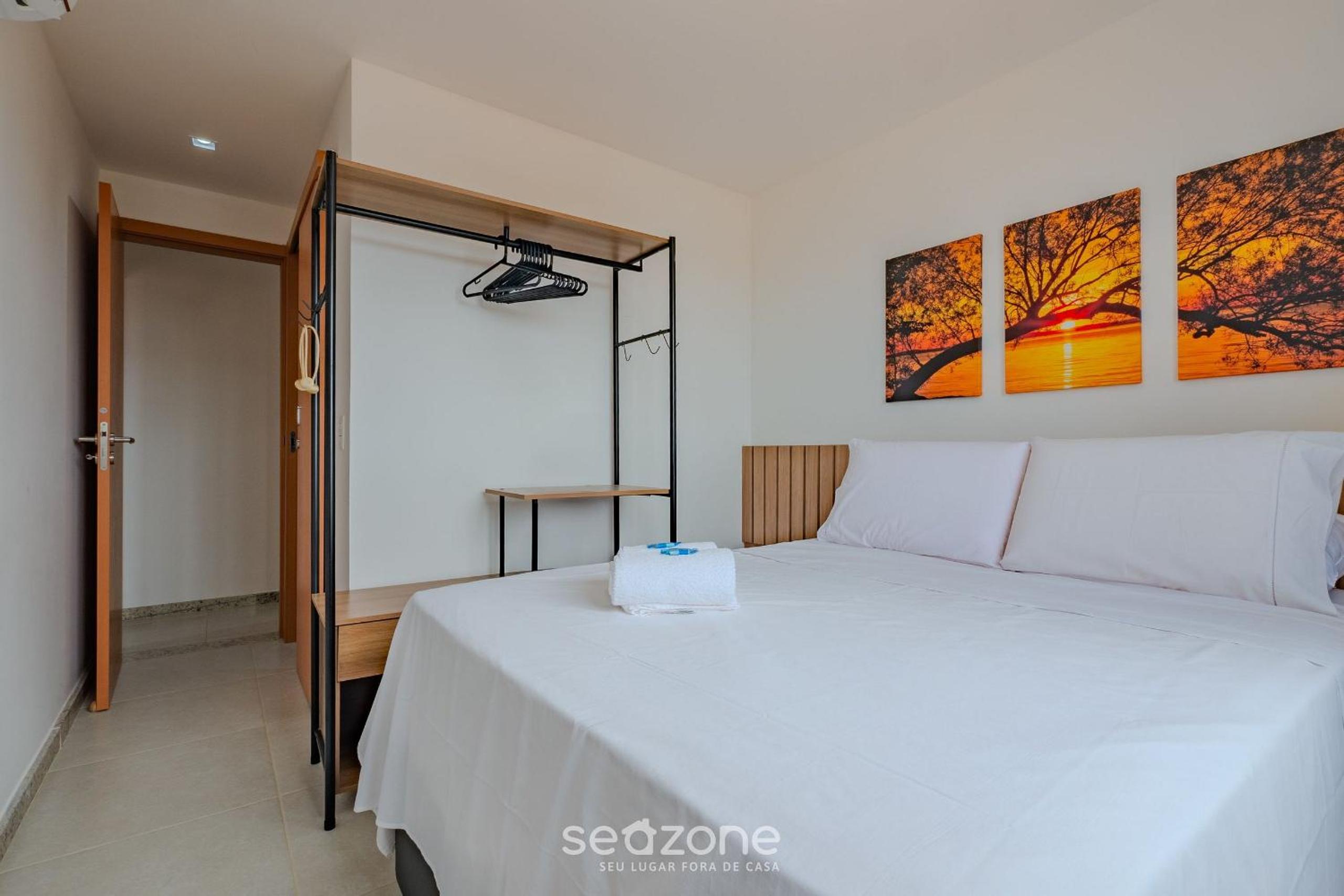 Apartments in a Condo with a Pool and Gym - AGA