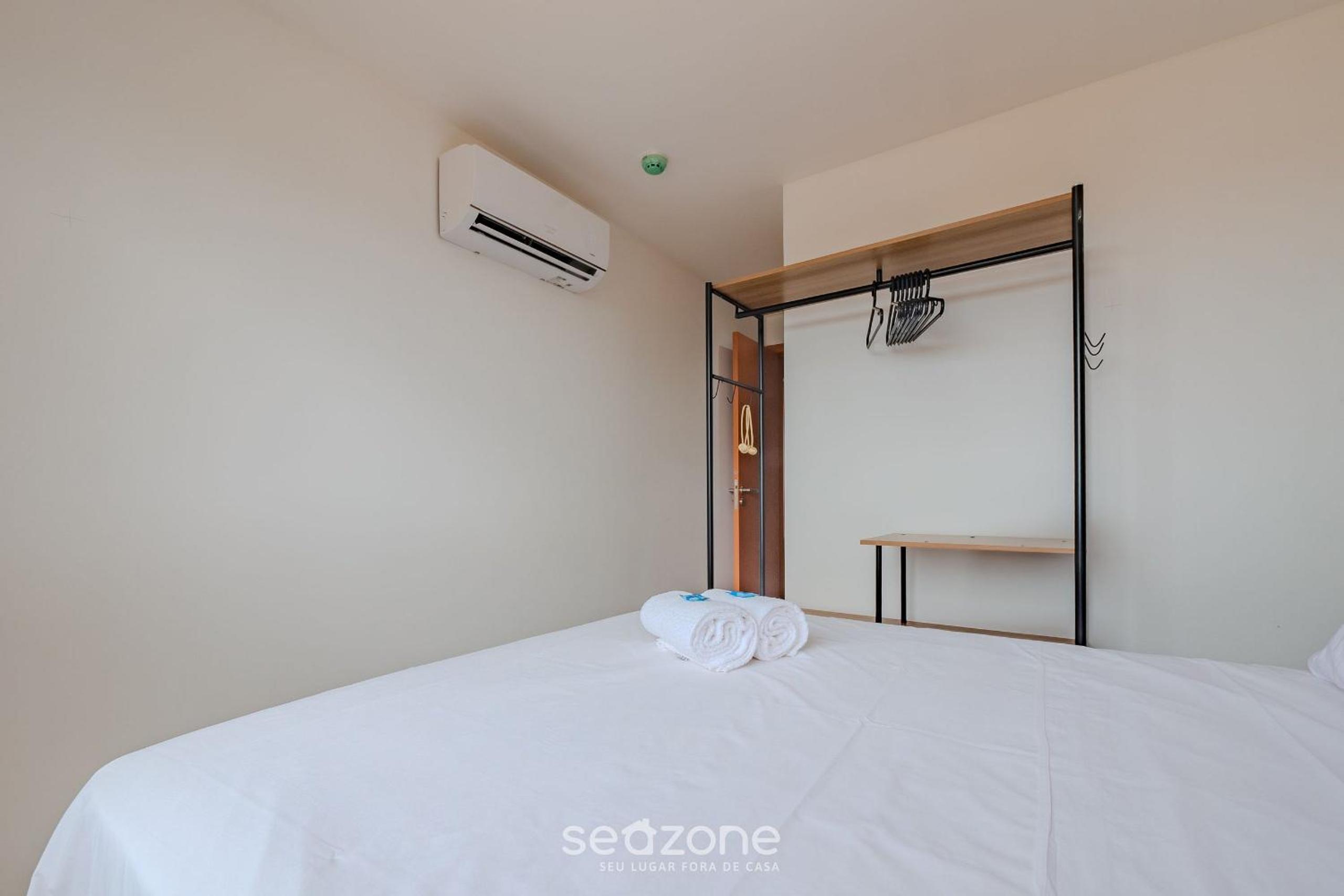 Apartments in a Condo with a Pool and Gym - AGA
