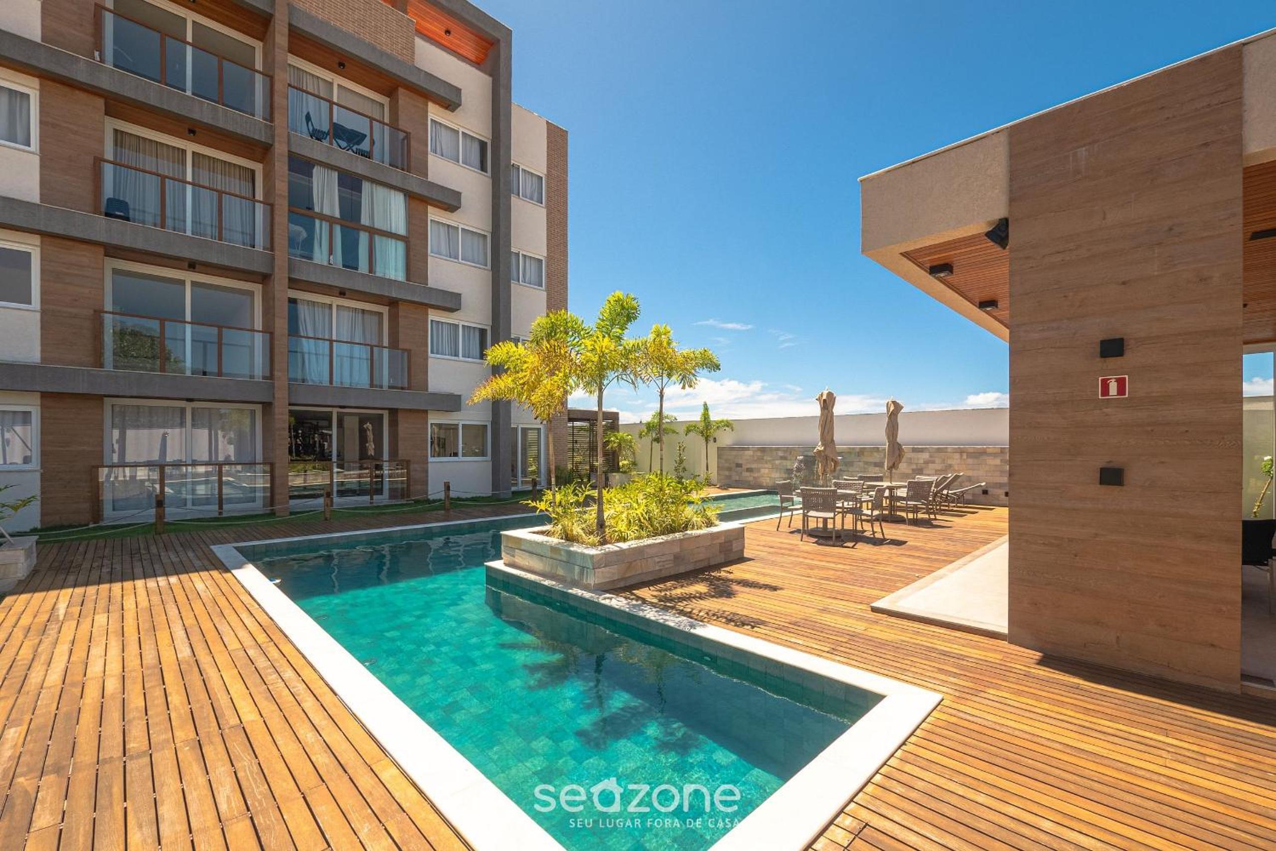 Apartments in a Condo with a Pool and Gym - AGA