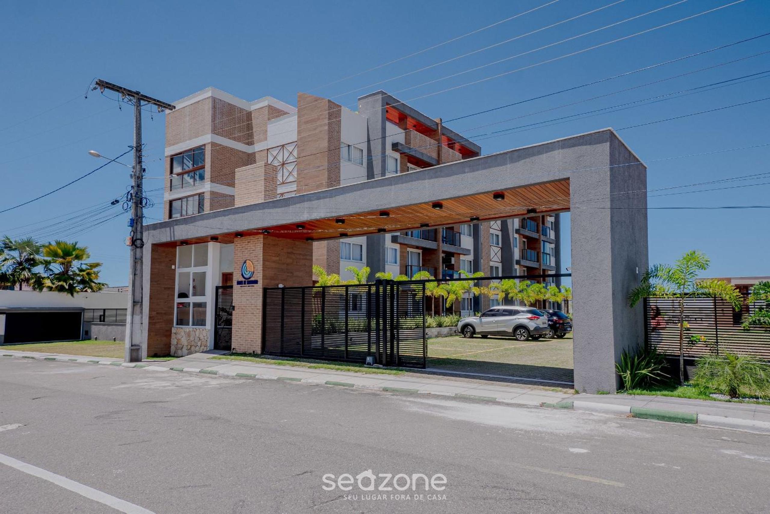 Apartments in a Condo with a Pool and Gym - AGA