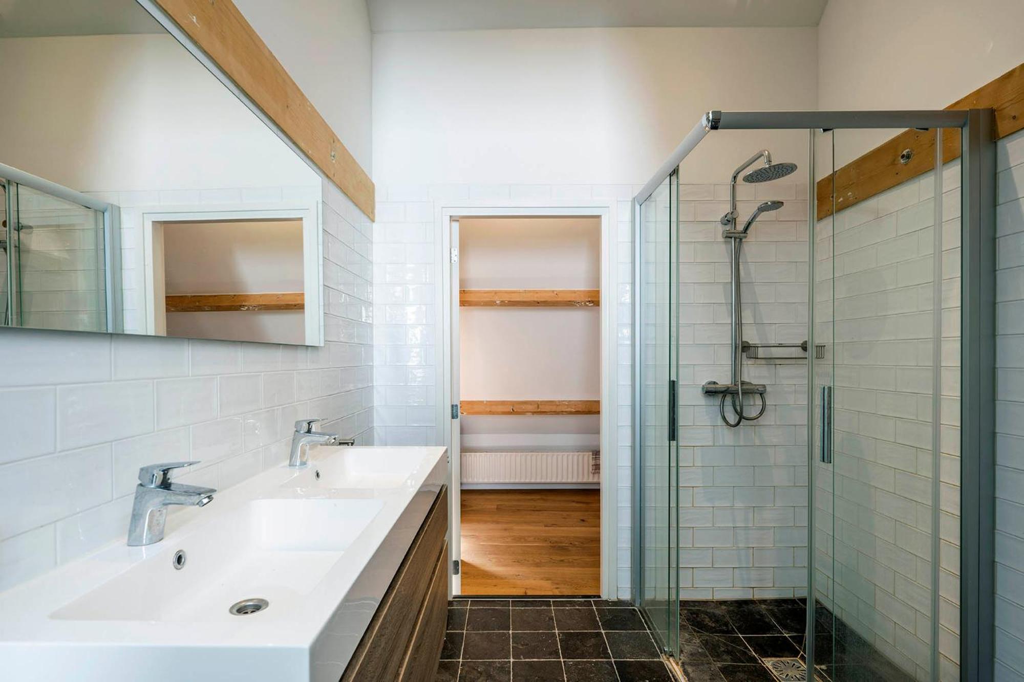 Barbera Guesthouse Hotel Apartments - Experience local life in the Old Centre