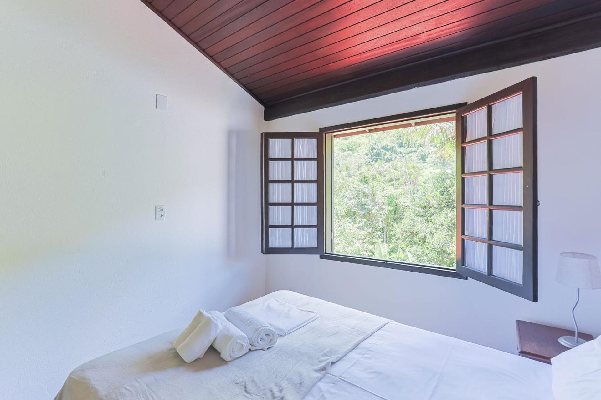 Casa na Lagoinha com estilo açoriano MP7117