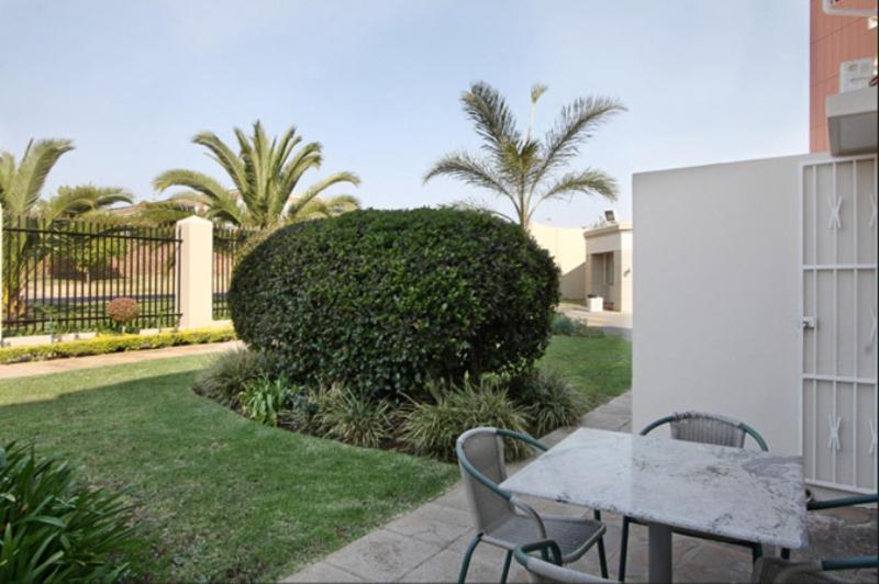 Vetho 1 Apartments OR Tambo Airport