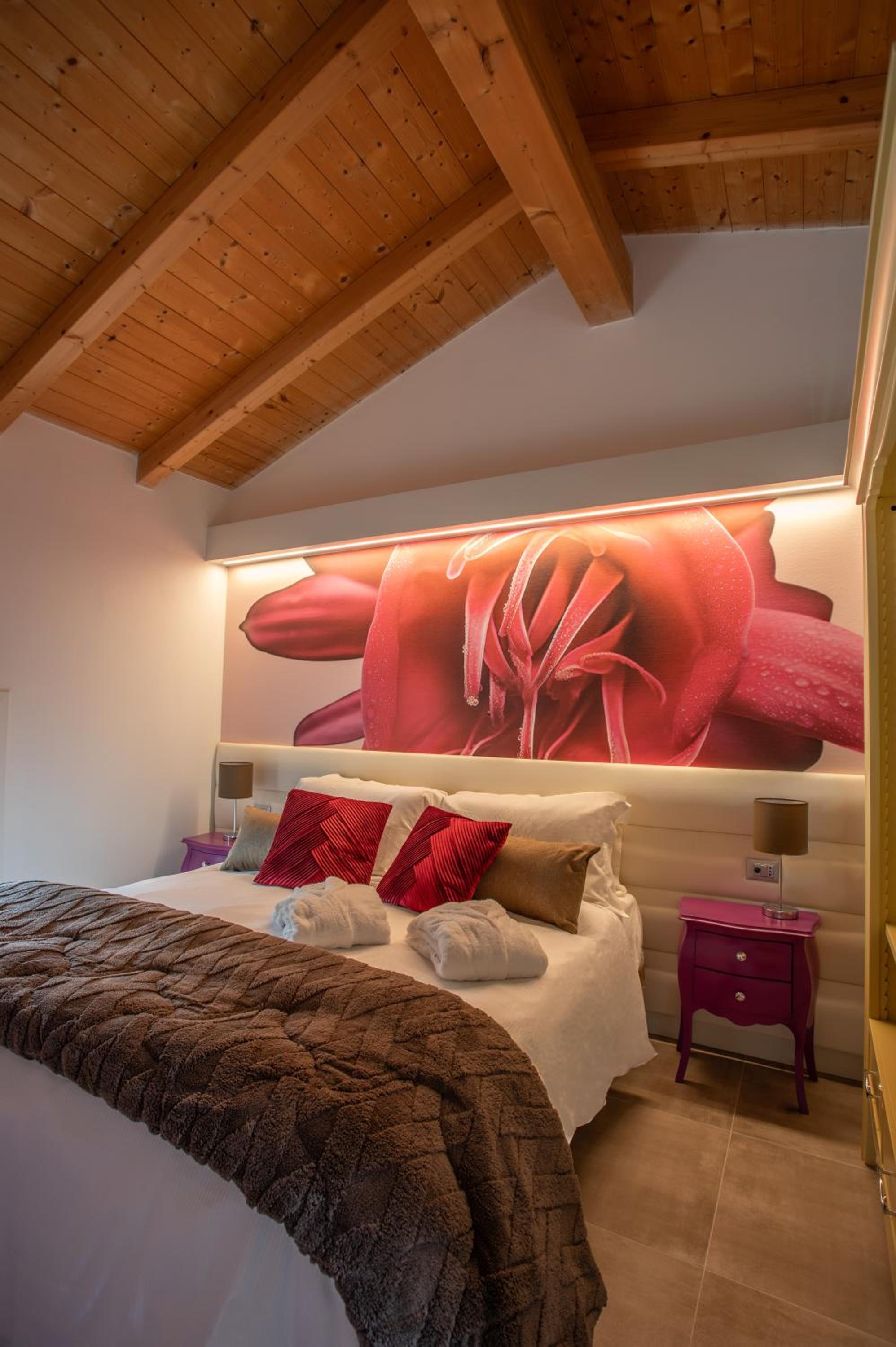 Cattania Suites and Rooms