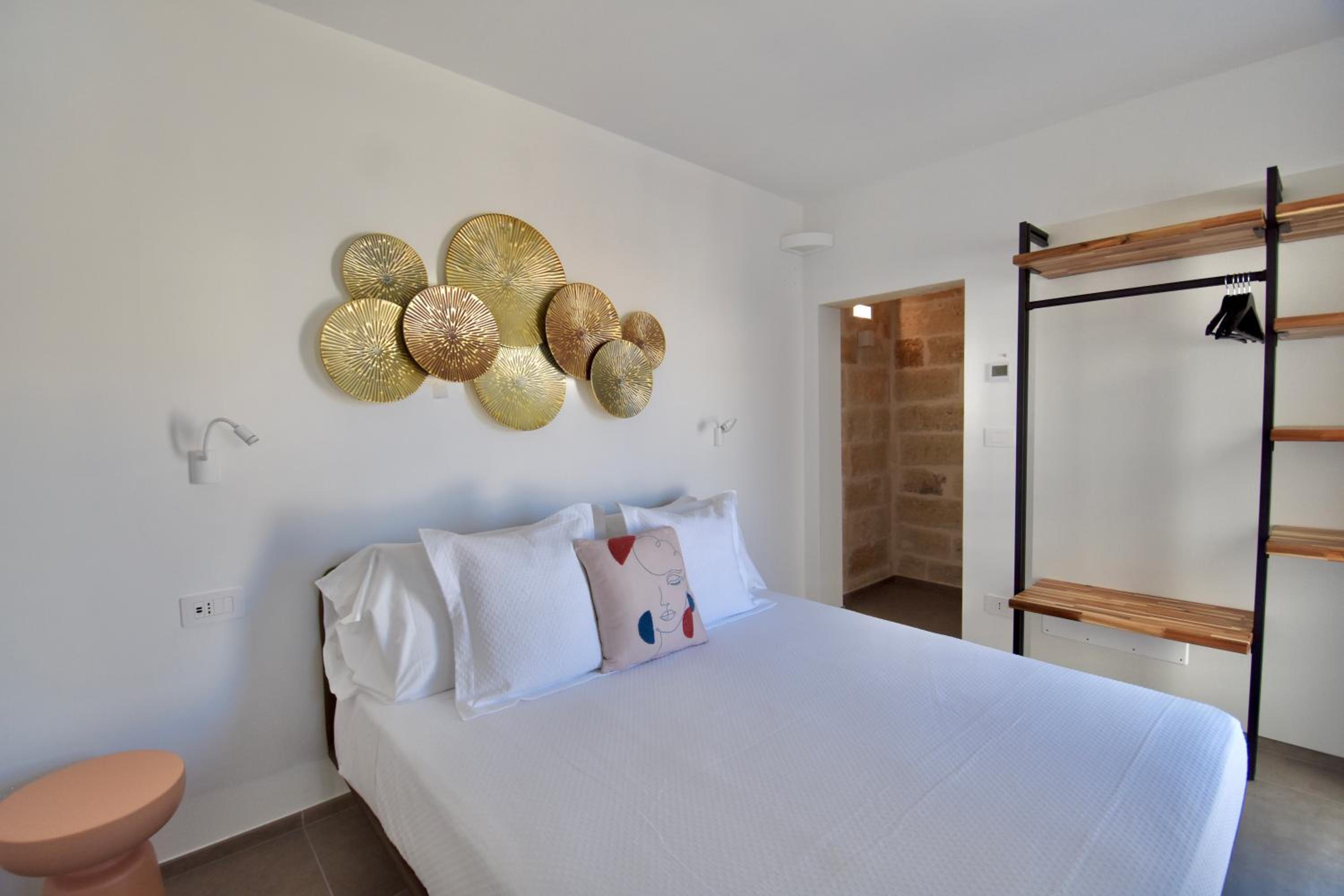 Bianca Suite & Room - Housea