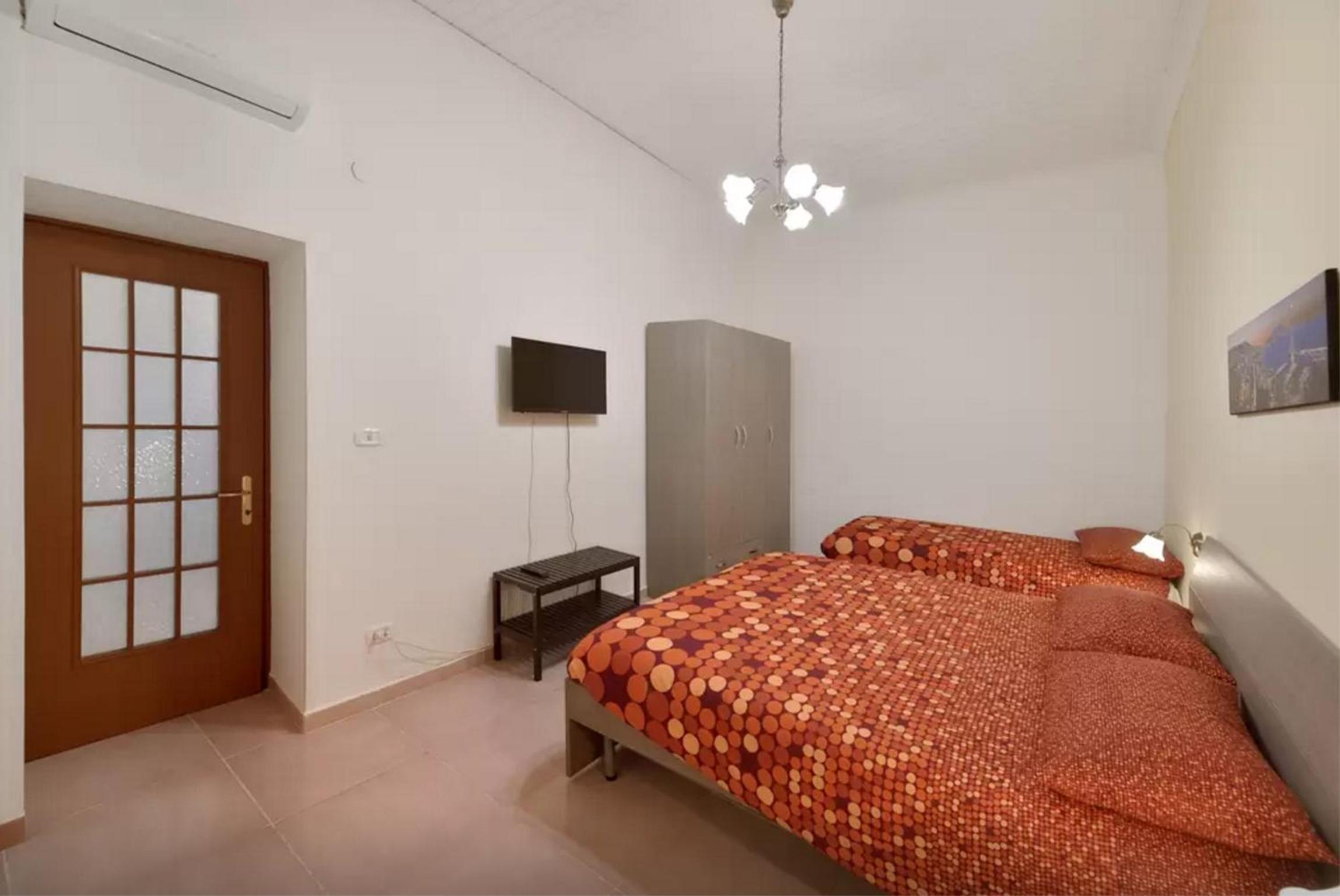 Trimarchi House
