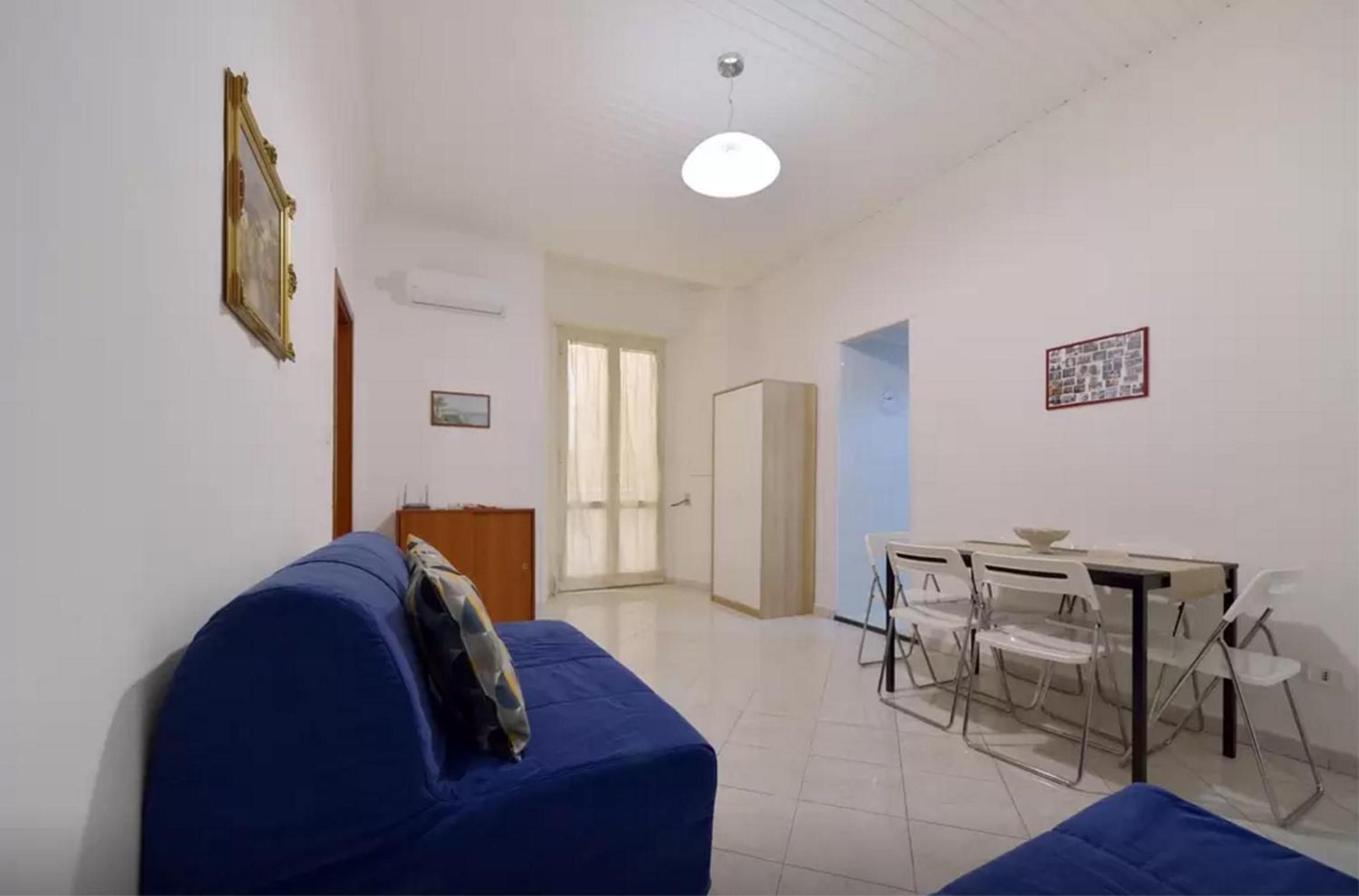 Trimarchi House