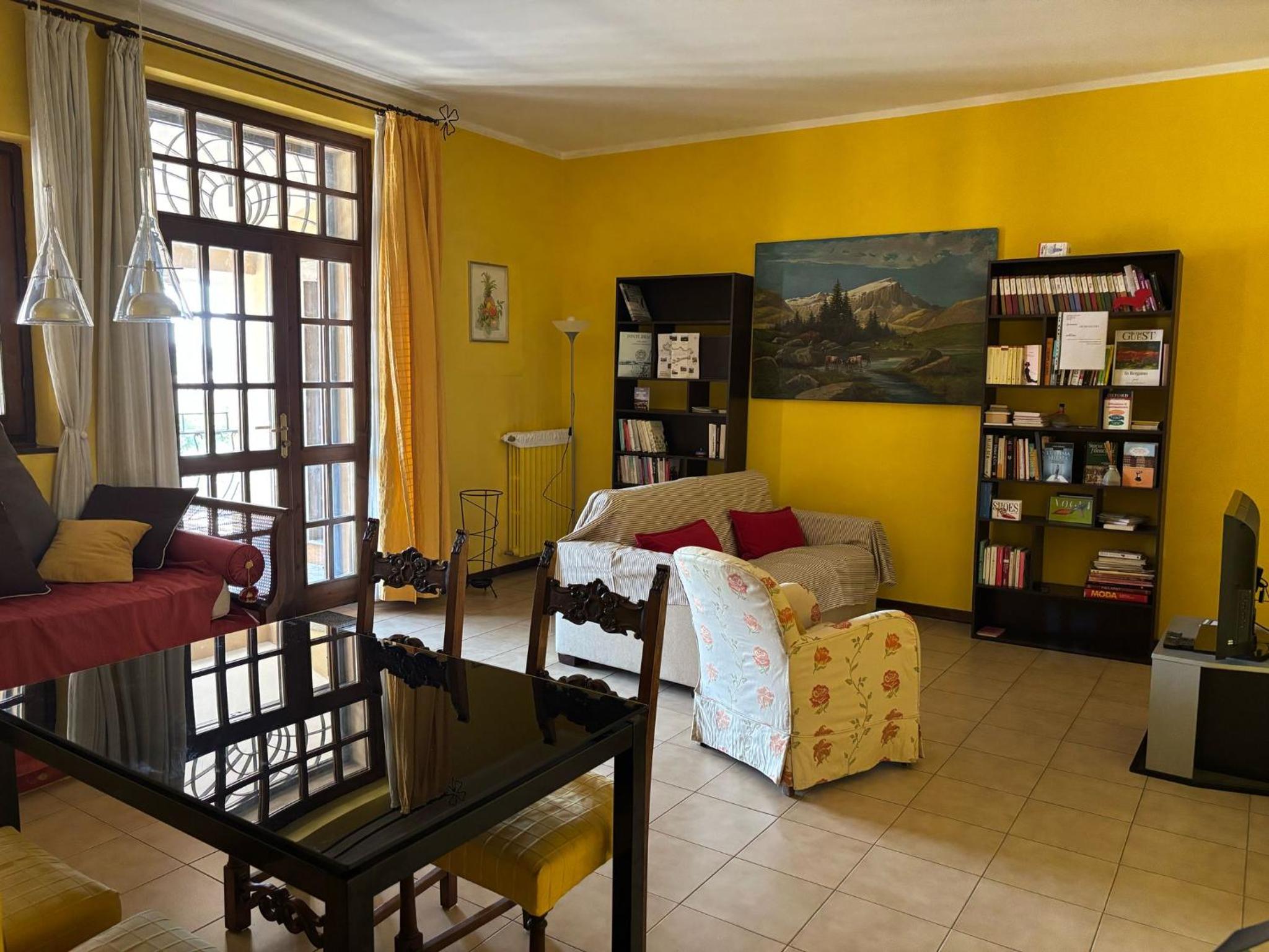 Bergamo Central Living