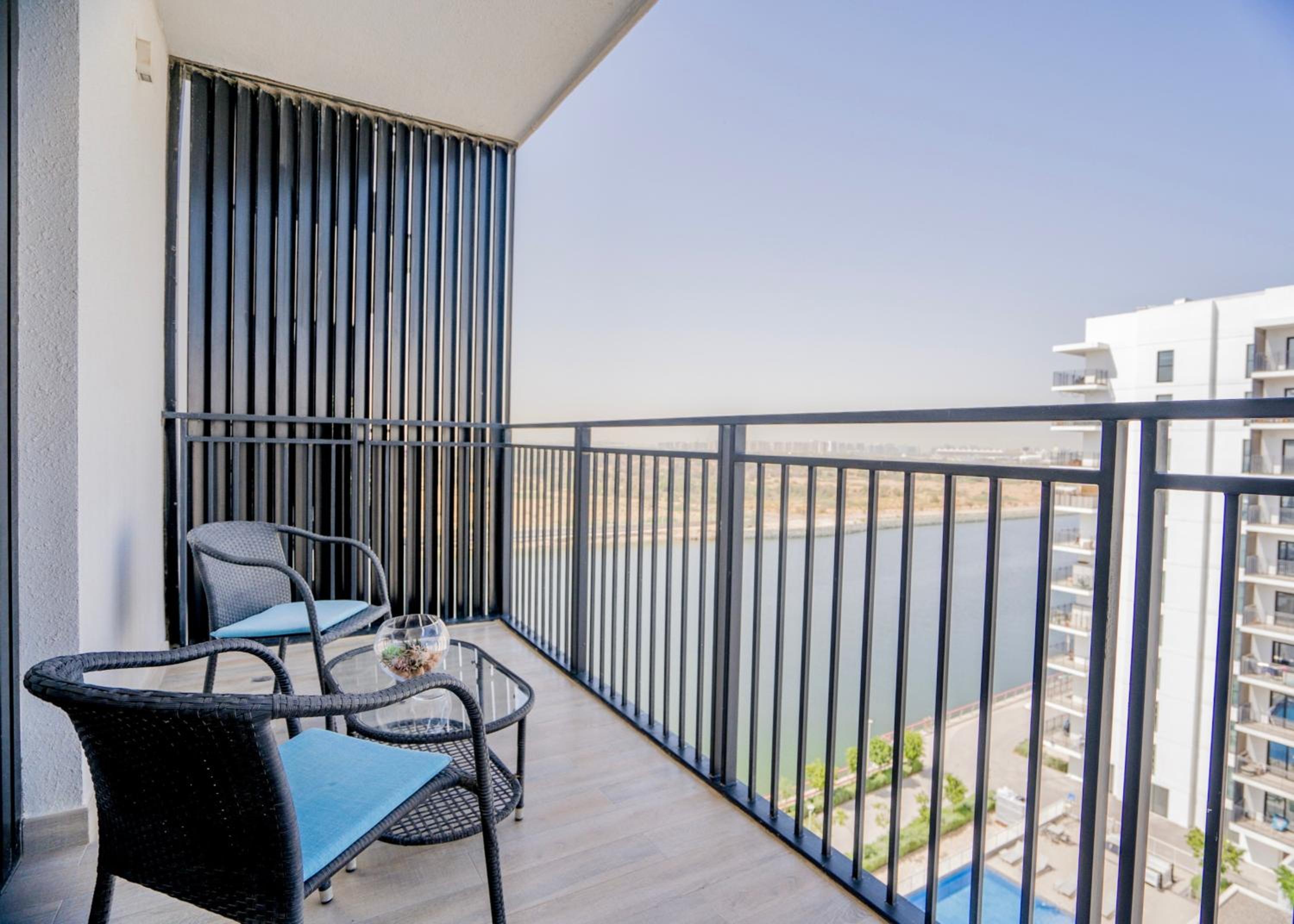 Maison Privee - Modern Yas Island Escape with Peaceful Canal Views