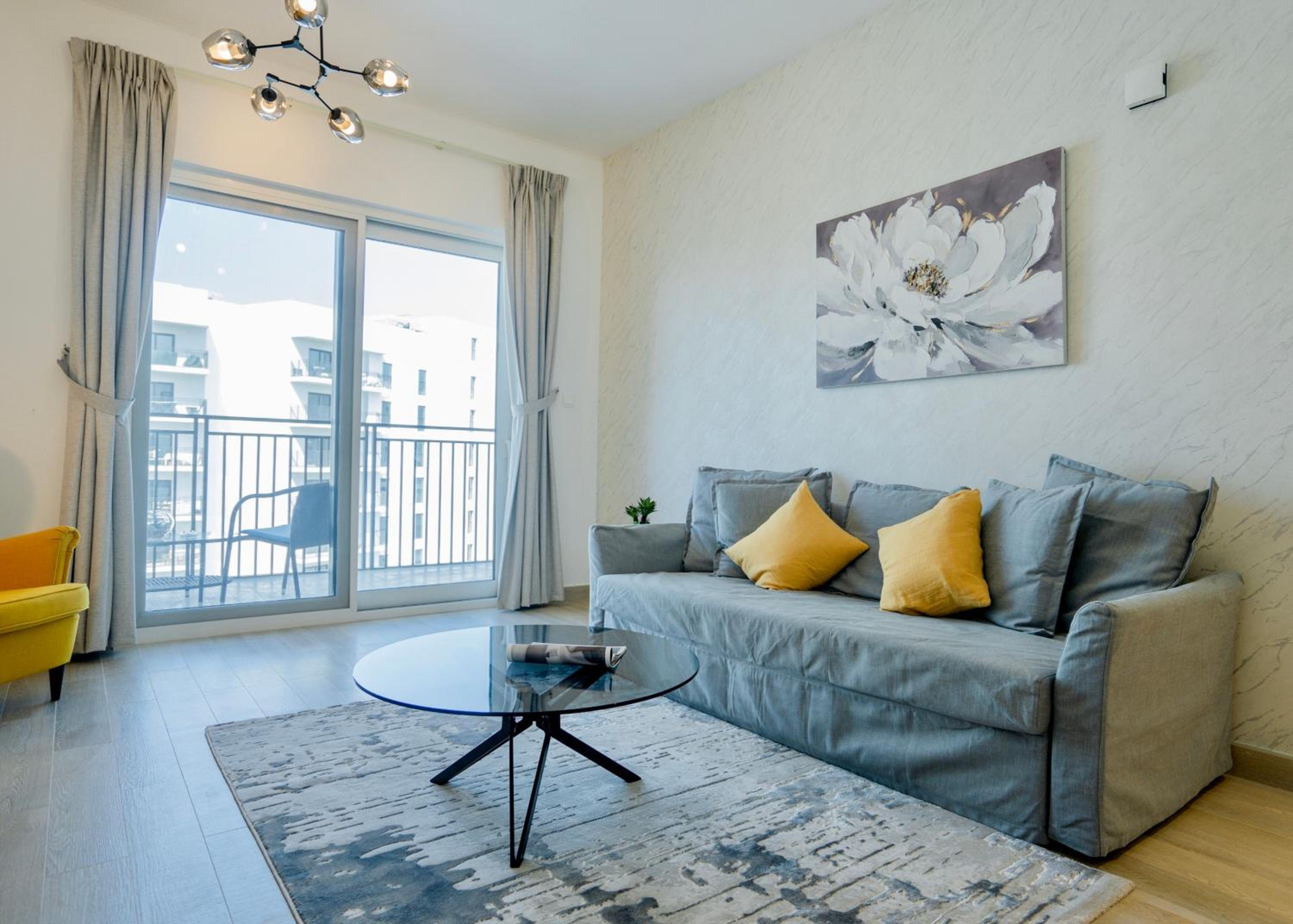 Maison Privee - Modern Yas Island Escape with Peaceful Canal Views