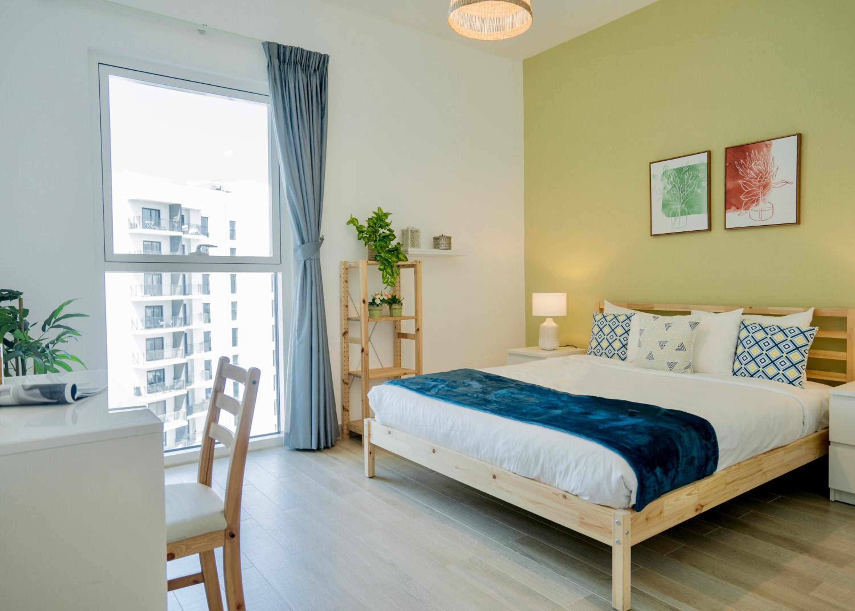 Maison Privee - Modern Yas Island Escape with Peaceful Canal Views