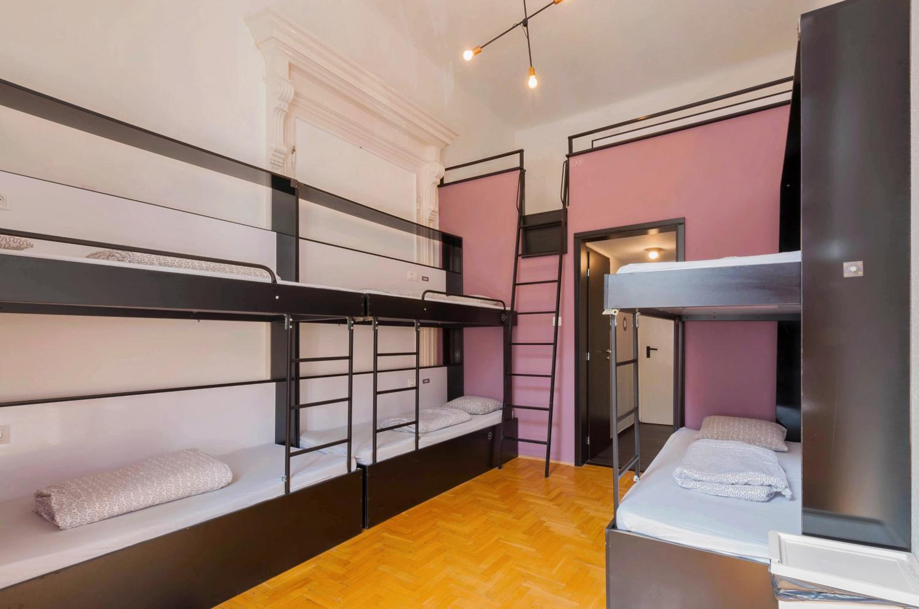 Adagio Hostel Basilica