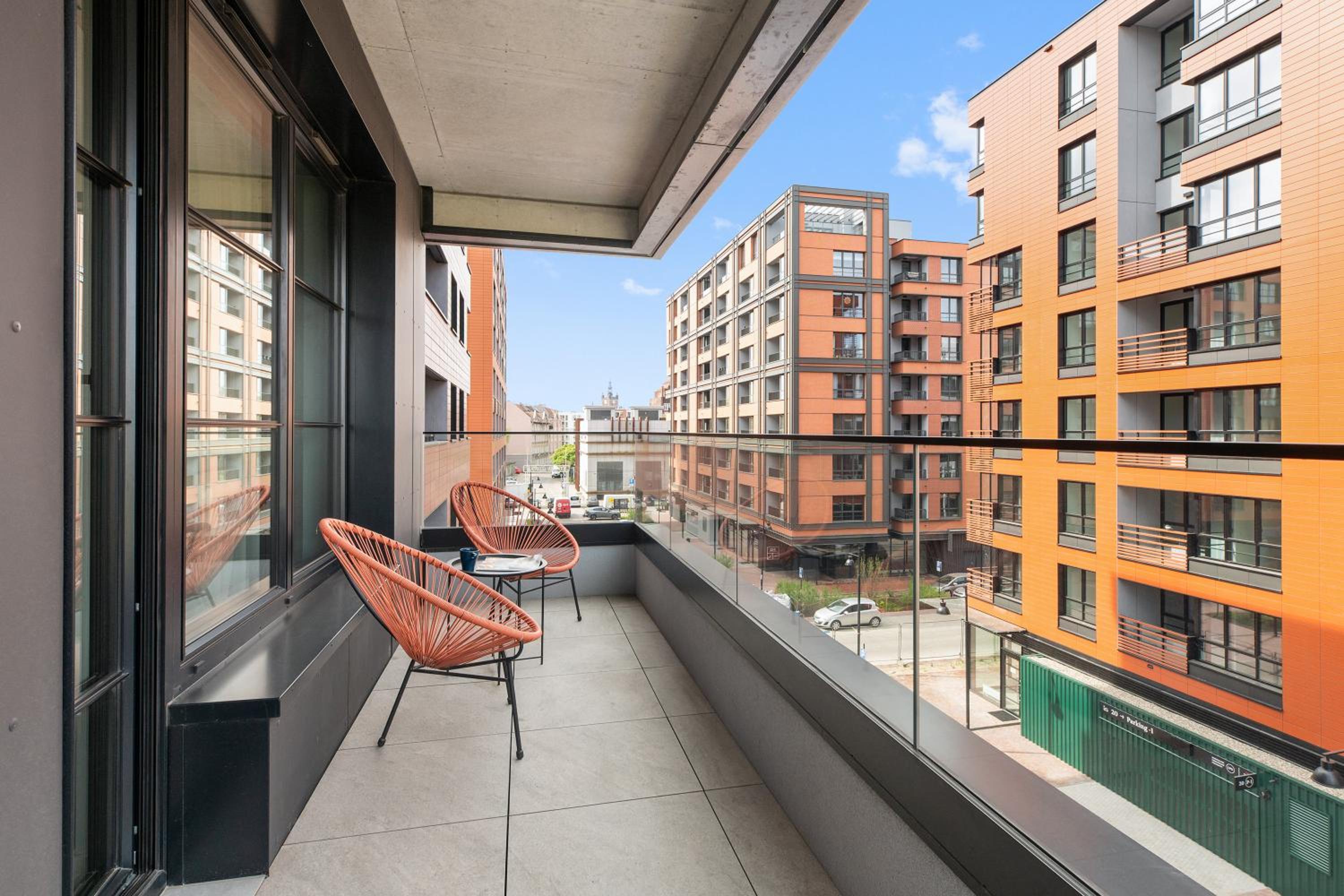 DOKI LifeStyle & Food Hall by Lion Apartments