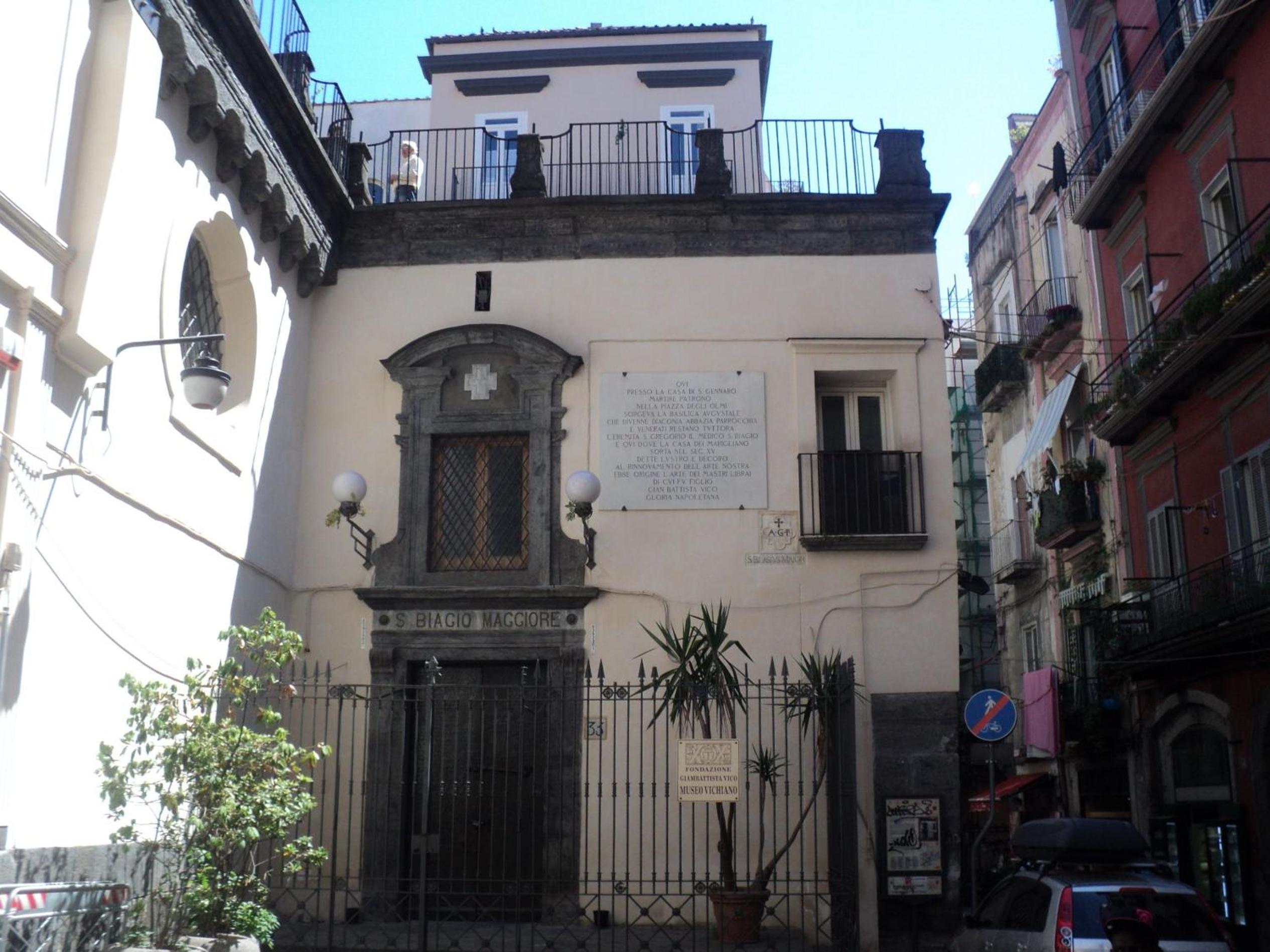 Trimarchi House