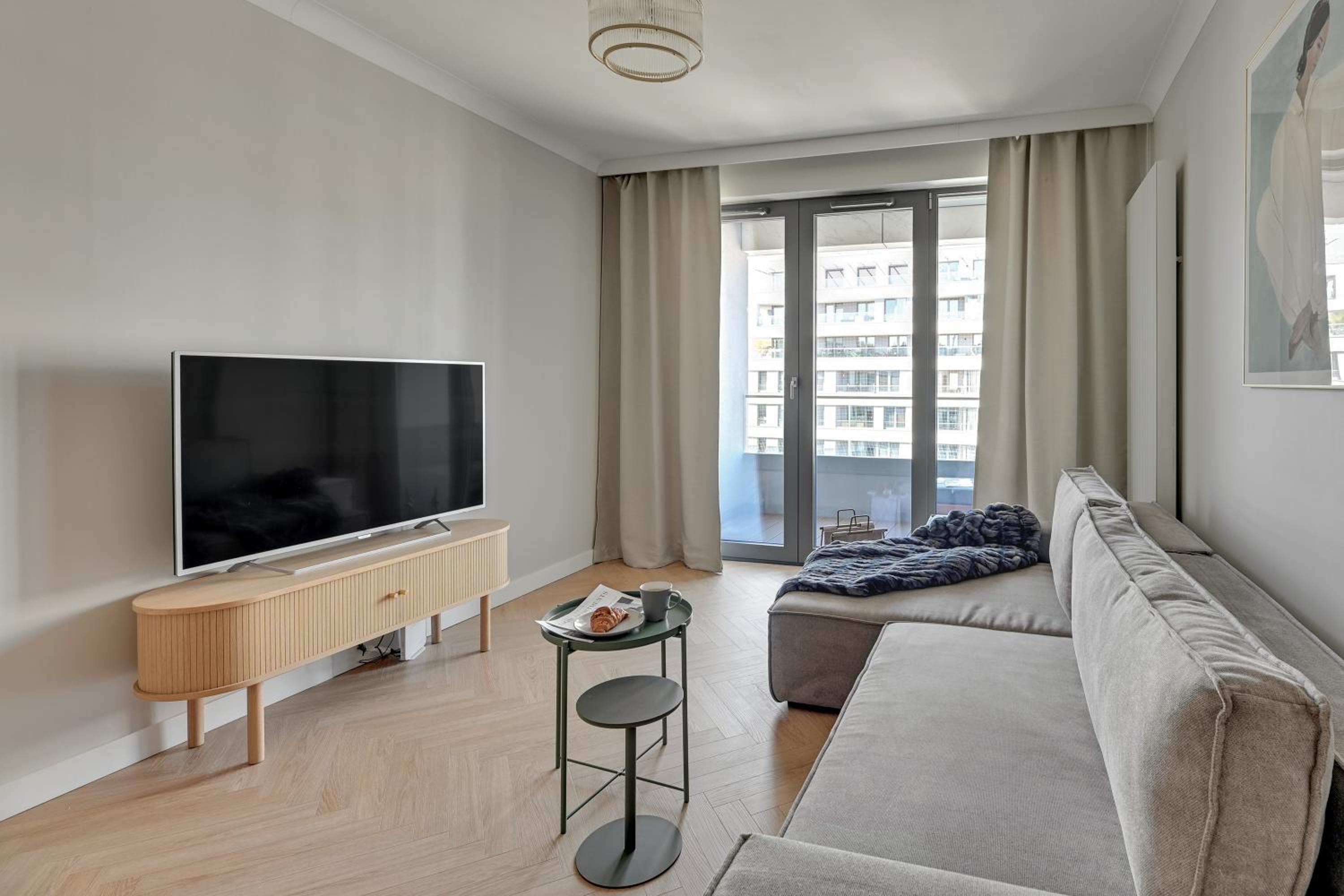 Plac Unii Gdynia Central by Lion Apartments