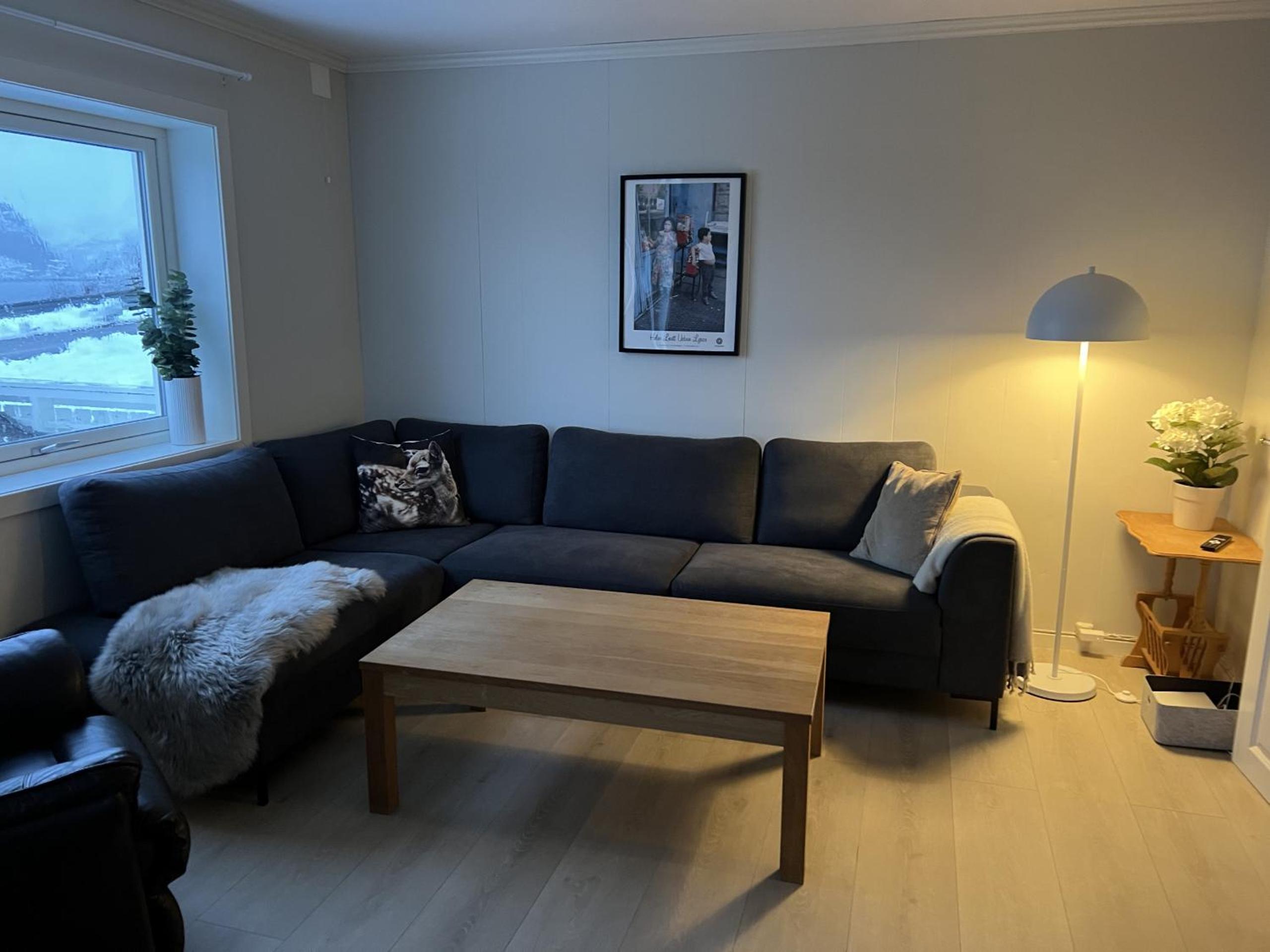 Valen House, Reine
